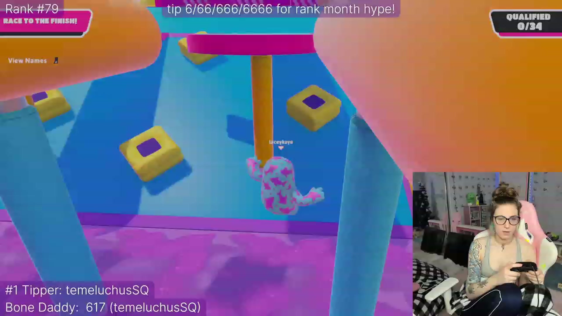 Gallery image thumbnail from TheSharkQueen's myfreecams stream on, 12/06/2022, 03:31 image 17 of 20