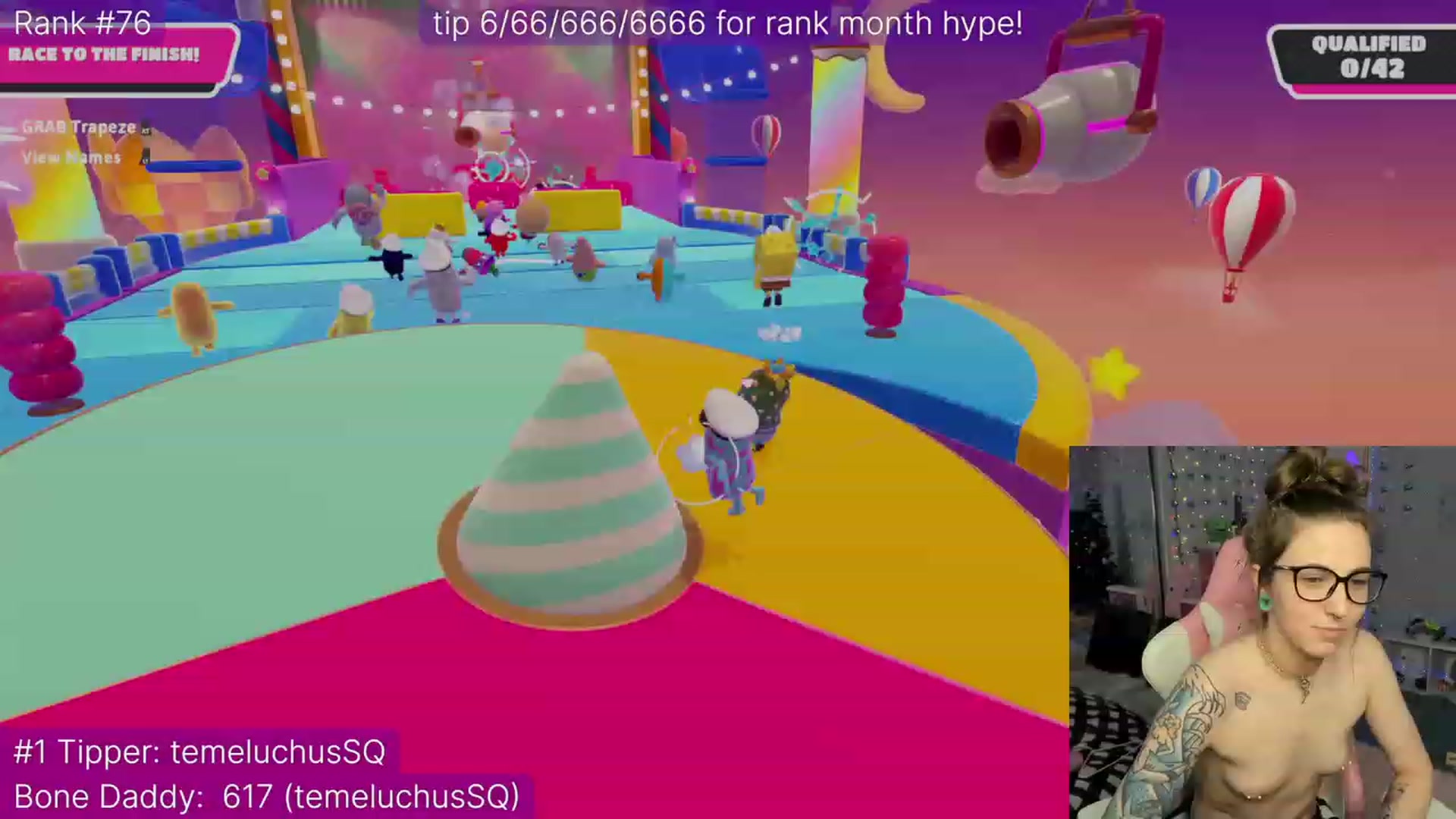 Gallery image thumbnail from TheSharkQueen's myfreecams stream on, 12/06/2022, 05:37 image 10 of 20