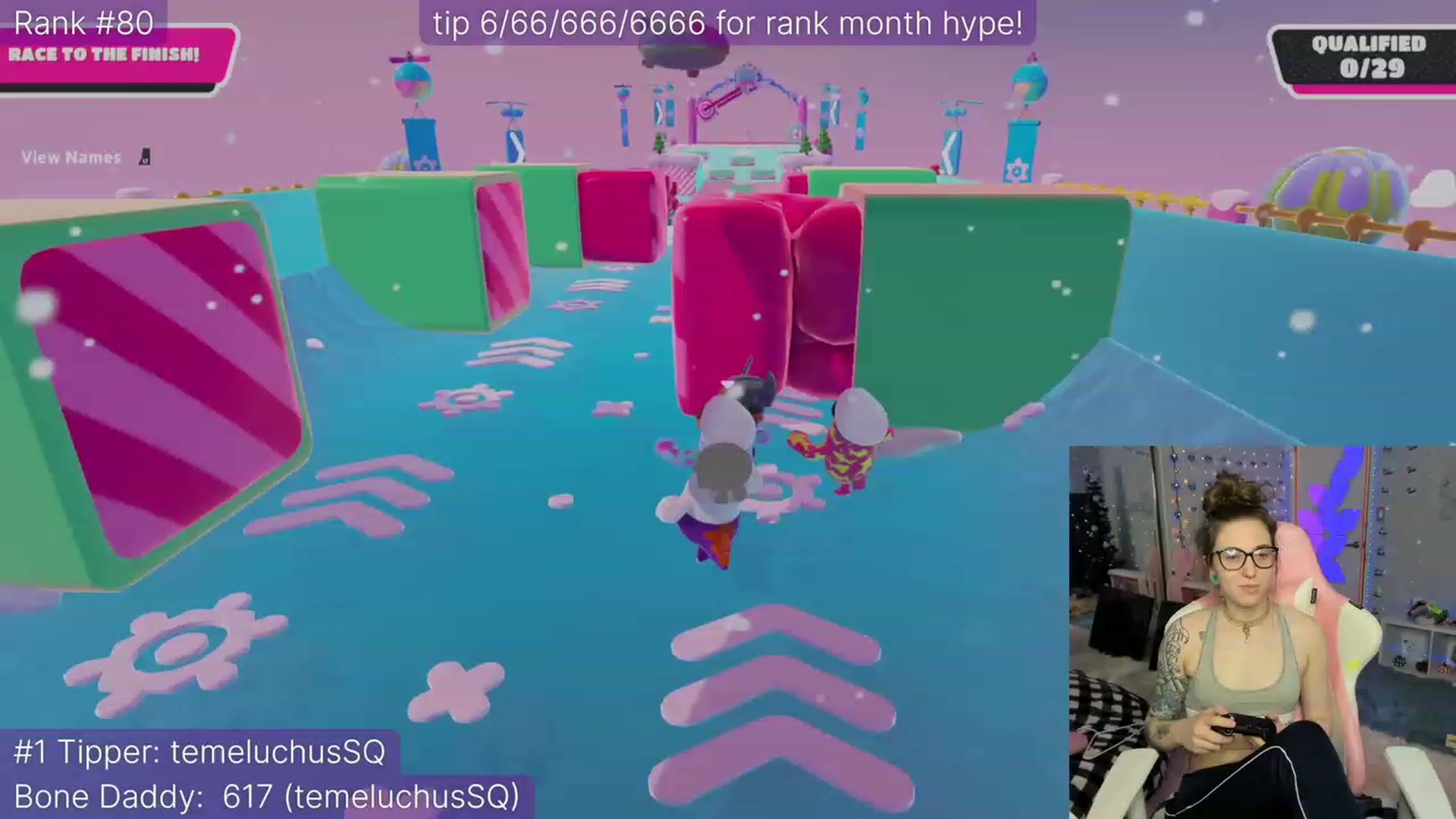 Gallery image thumbnail from TheSharkQueen's myfreecams stream on, 12/06/2022, 05:37 image 6 of 20