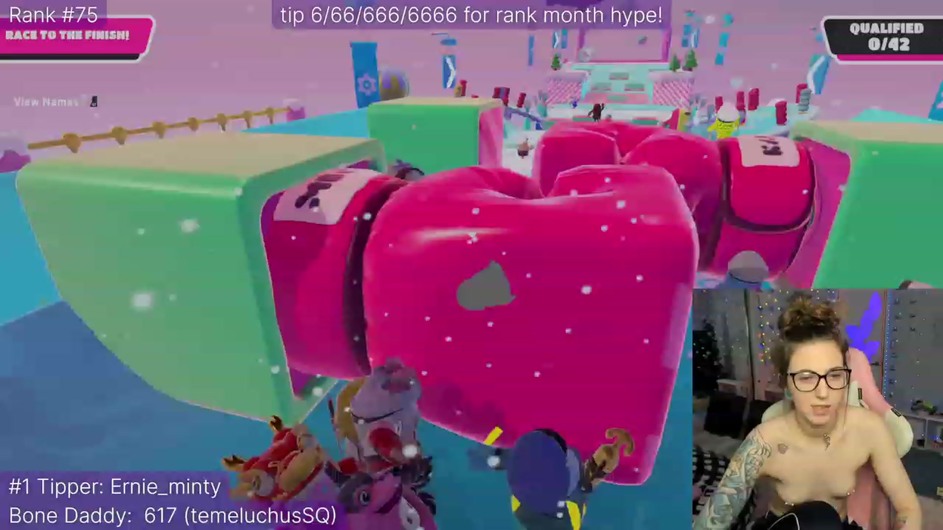 Gallery image thumbnail from TheSharkQueen's myfreecams stream on, 12/06/2022, 05:37 image 14 of 20