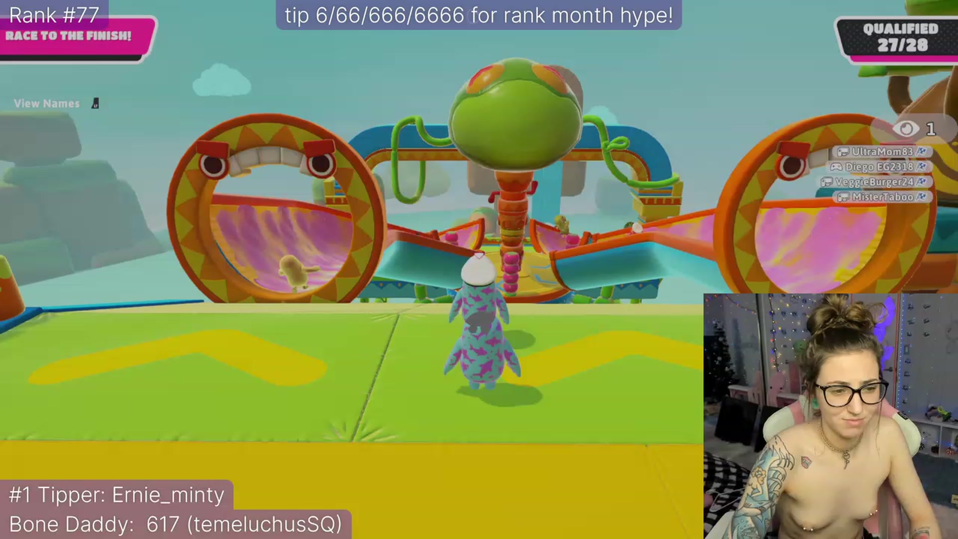 Gallery image thumbnail from TheSharkQueen's myfreecams stream on, 12/06/2022, 06:00 image 1 of 20