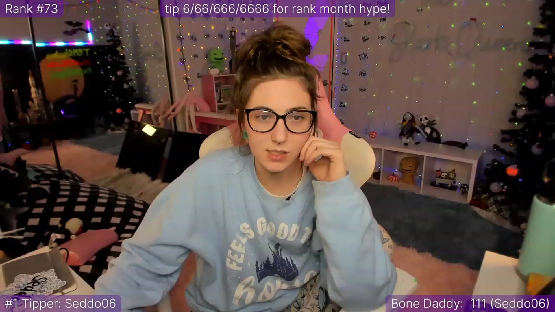 Gallery image thumbnail from TheSharkQueen's myfreecams stream on, 12/09/2022, 09:34 image 13 of 20