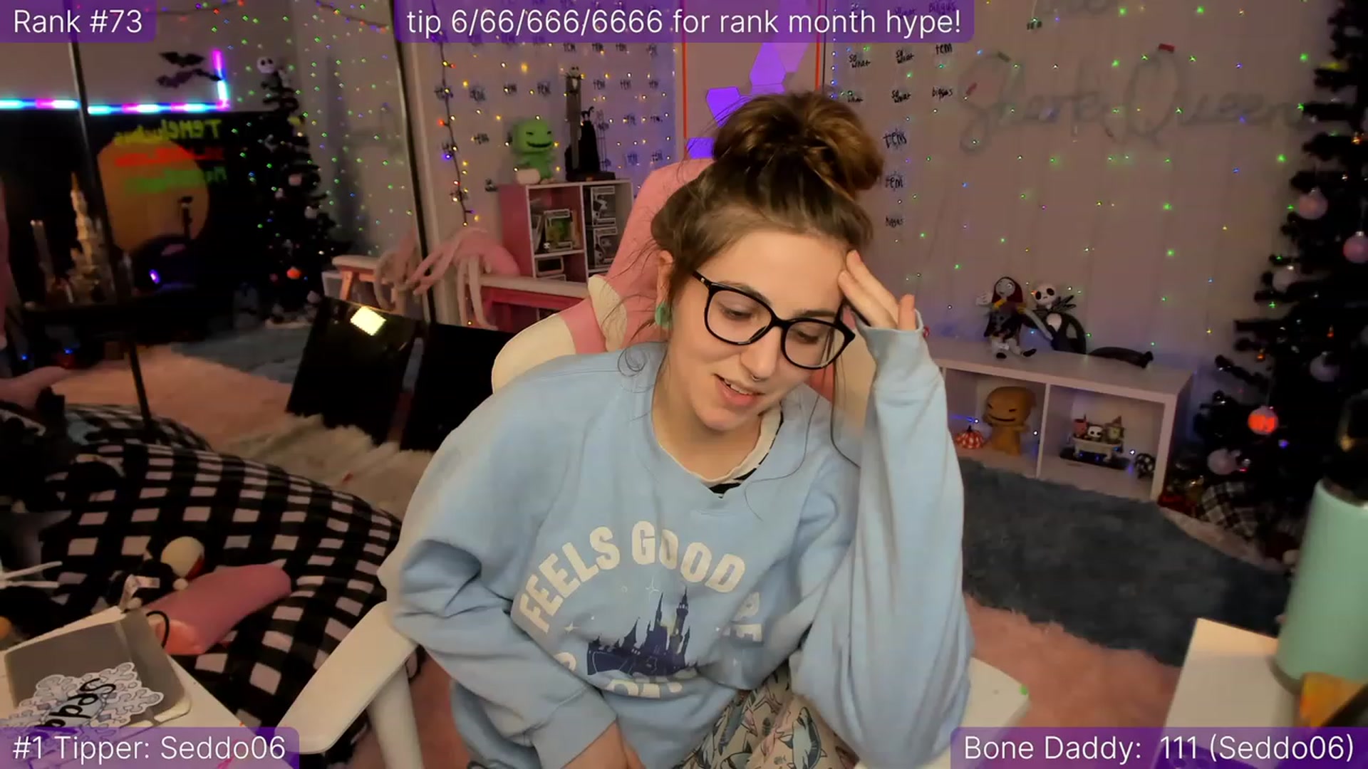 Gallery image thumbnail from TheSharkQueen's myfreecams stream on, 12/09/2022, 09:34 image 14 of 20