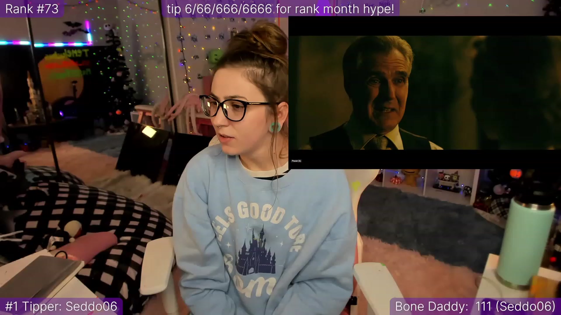 Gallery image thumbnail from TheSharkQueen's myfreecams stream on, 12/09/2022, 12:10 image 1 of 20