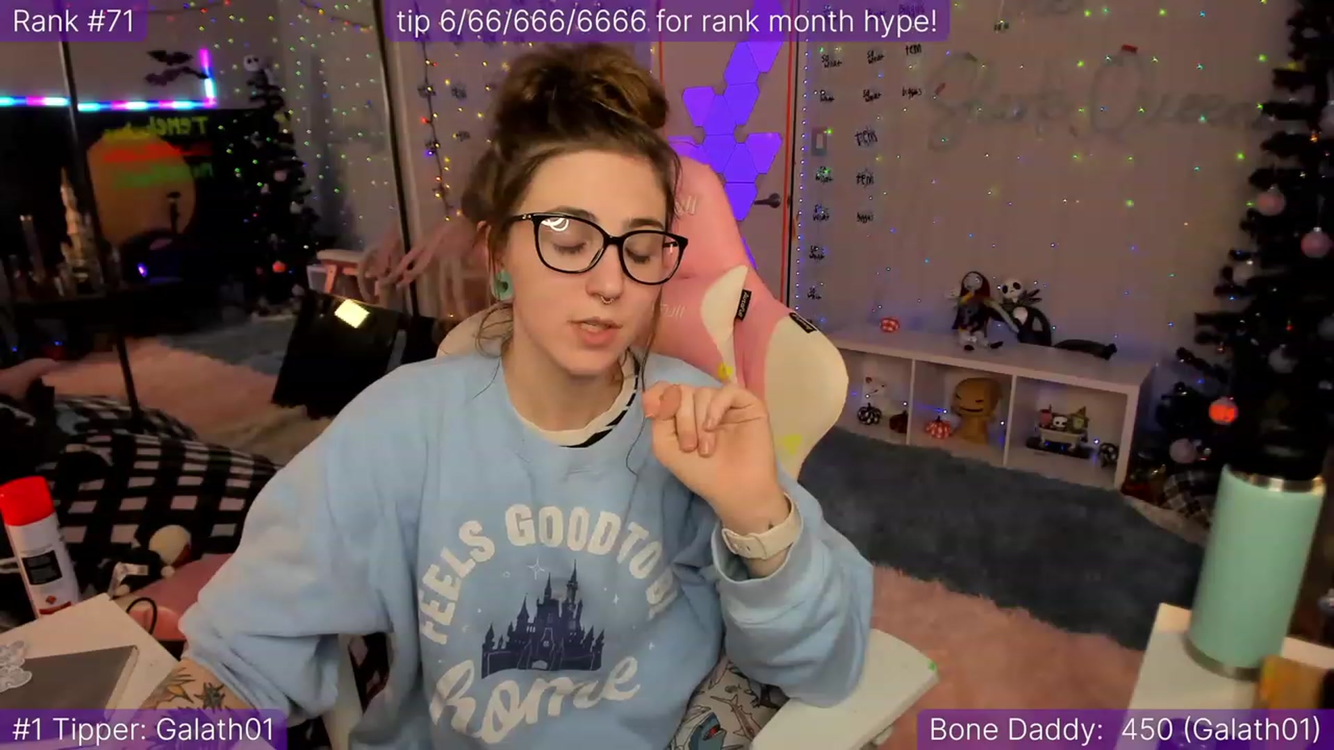 Gallery image thumbnail from TheSharkQueen's myfreecams stream on, 12/09/2022, 12:10 image 14 of 20