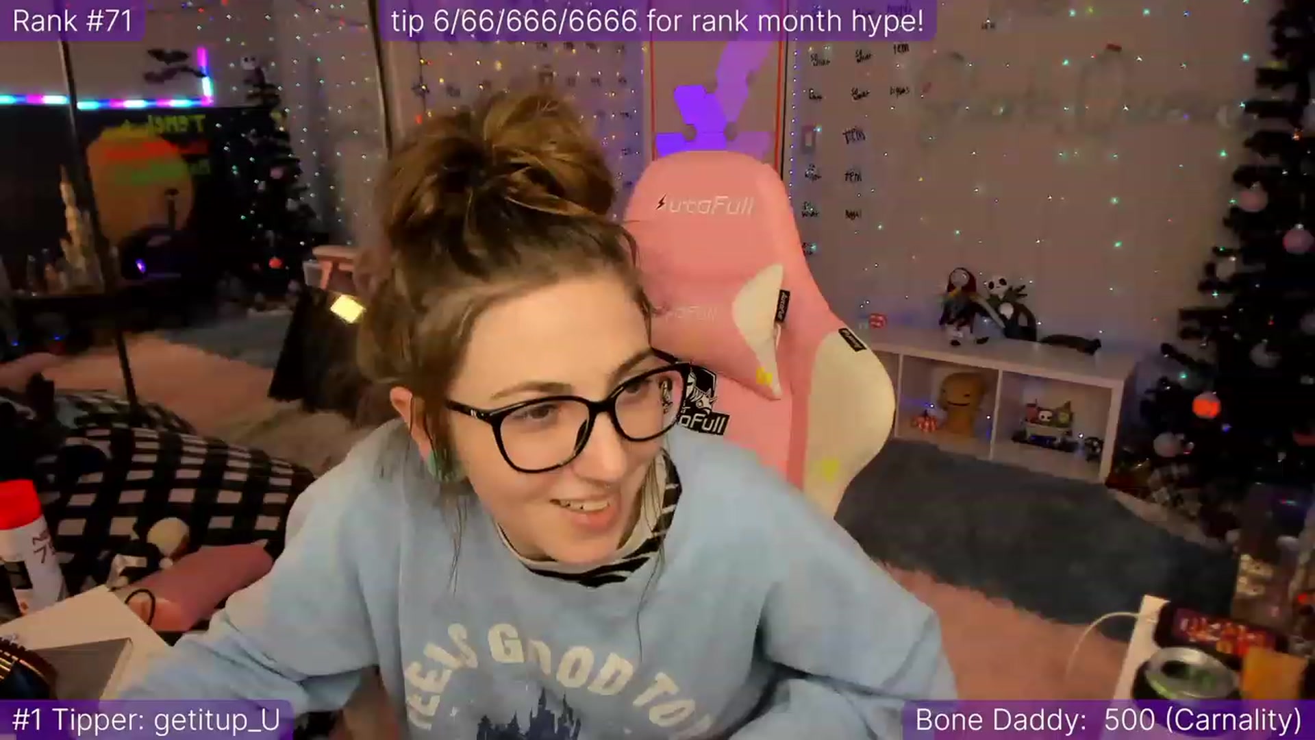 Gallery image thumbnail from TheSharkQueen's myfreecams stream on, 12/09/2022, 12:46 image 17 of 20