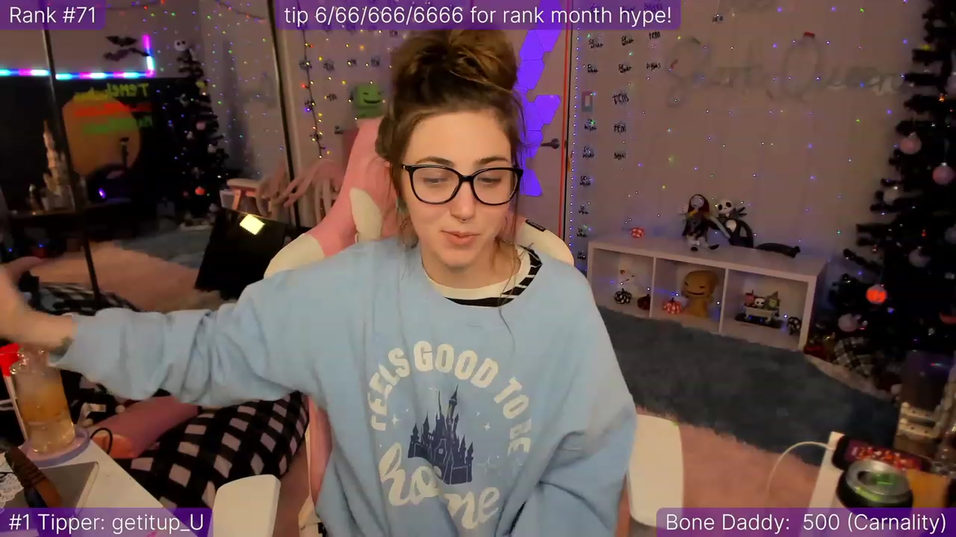 Gallery image thumbnail from TheSharkQueen's myfreecams stream on, 12/09/2022, 12:46 image 10 of 20