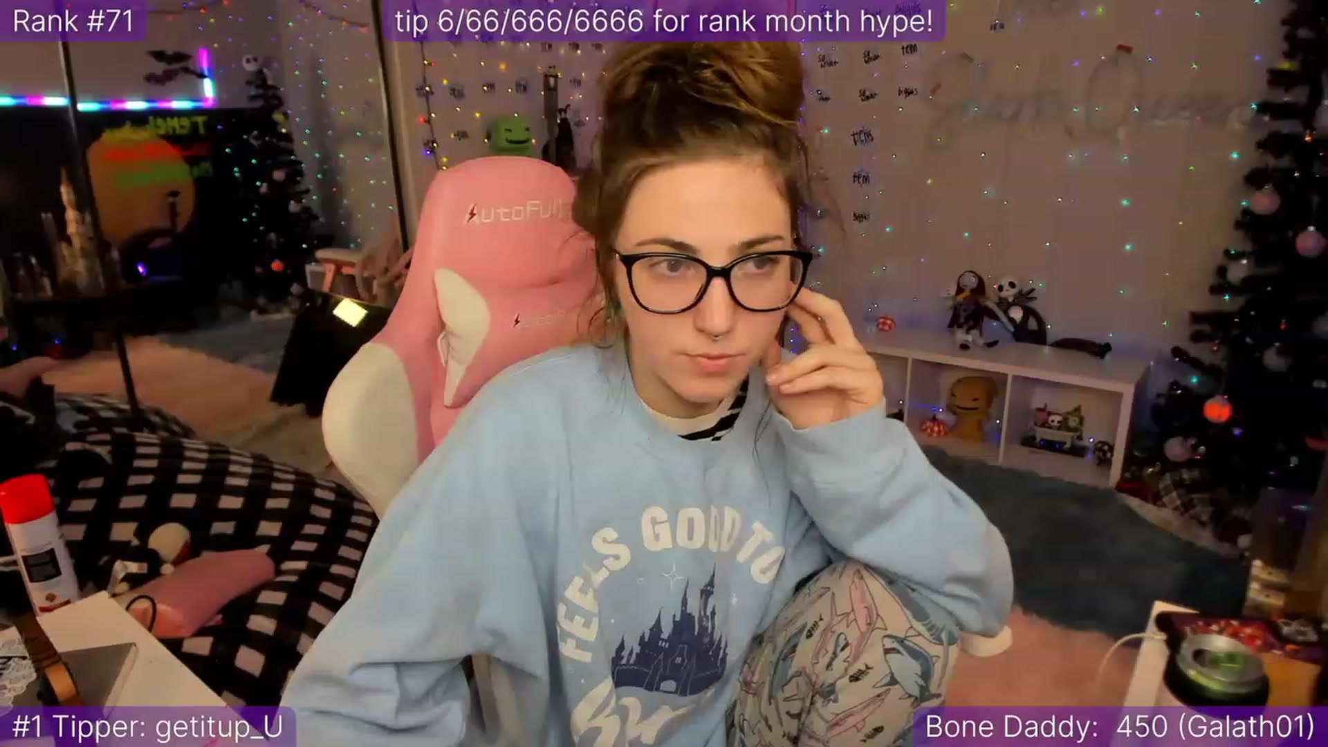 Gallery image thumbnail from TheSharkQueen's myfreecams stream on, 12/09/2022, 12:46 image 5 of 20