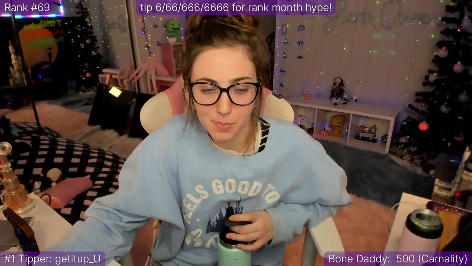 Gallery image thumbnail from TheSharkQueen's myfreecams stream on, 12/09/2022, 13:57 image 11 of 20