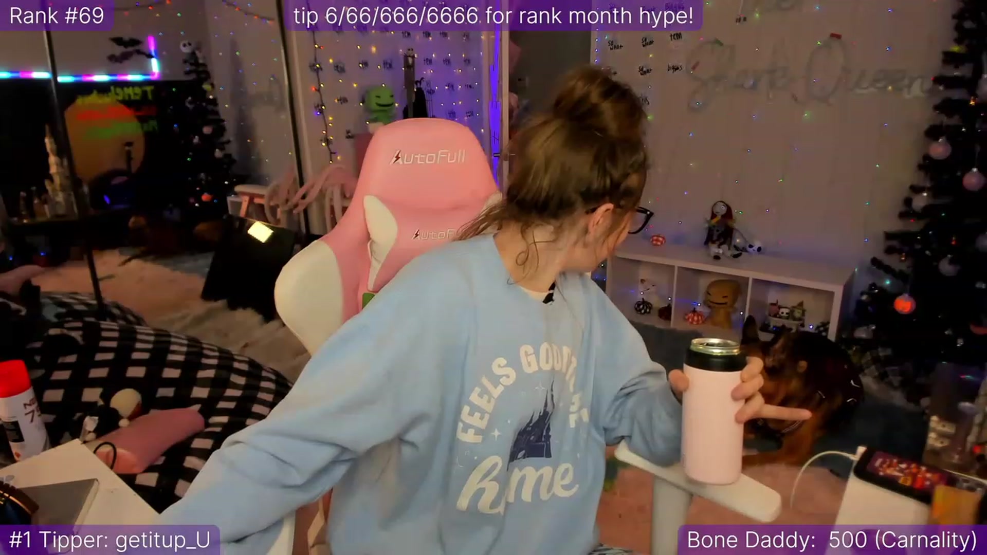 Gallery image thumbnail from TheSharkQueen's myfreecams stream on, 12/09/2022, 13:57 image 4 of 20