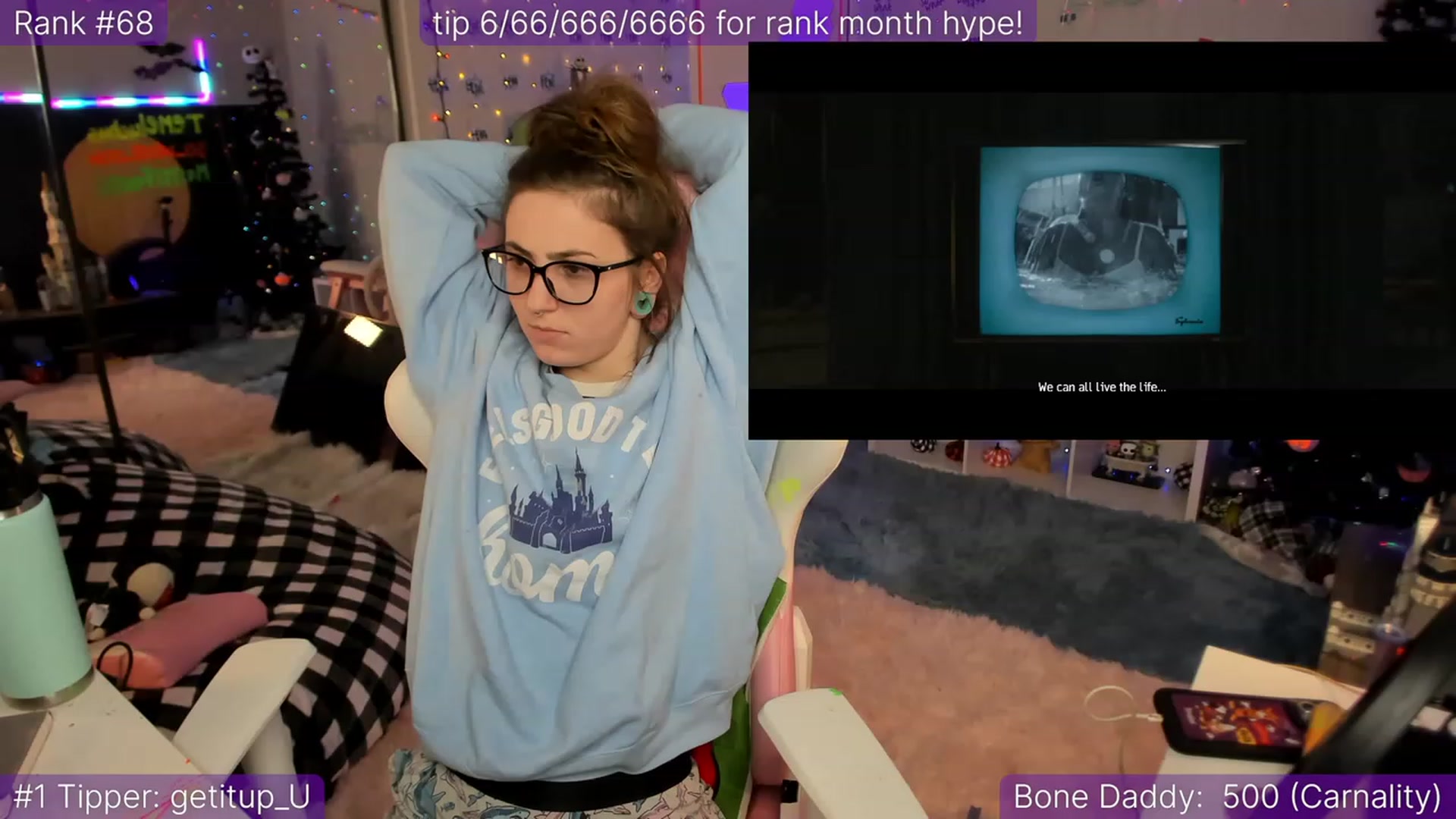 Gallery image thumbnail from TheSharkQueen's myfreecams stream on, 12/09/2022, 15:15 image 10 of 20
