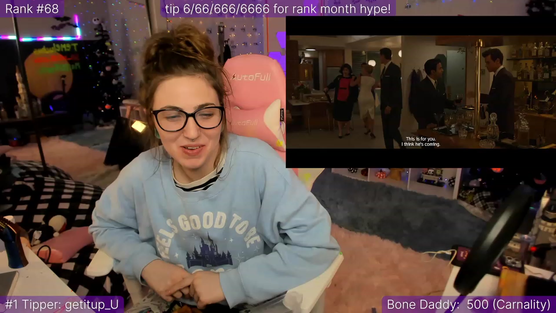 Gallery image thumbnail from TheSharkQueen's myfreecams stream on, 12/09/2022, 15:15 image 16 of 20