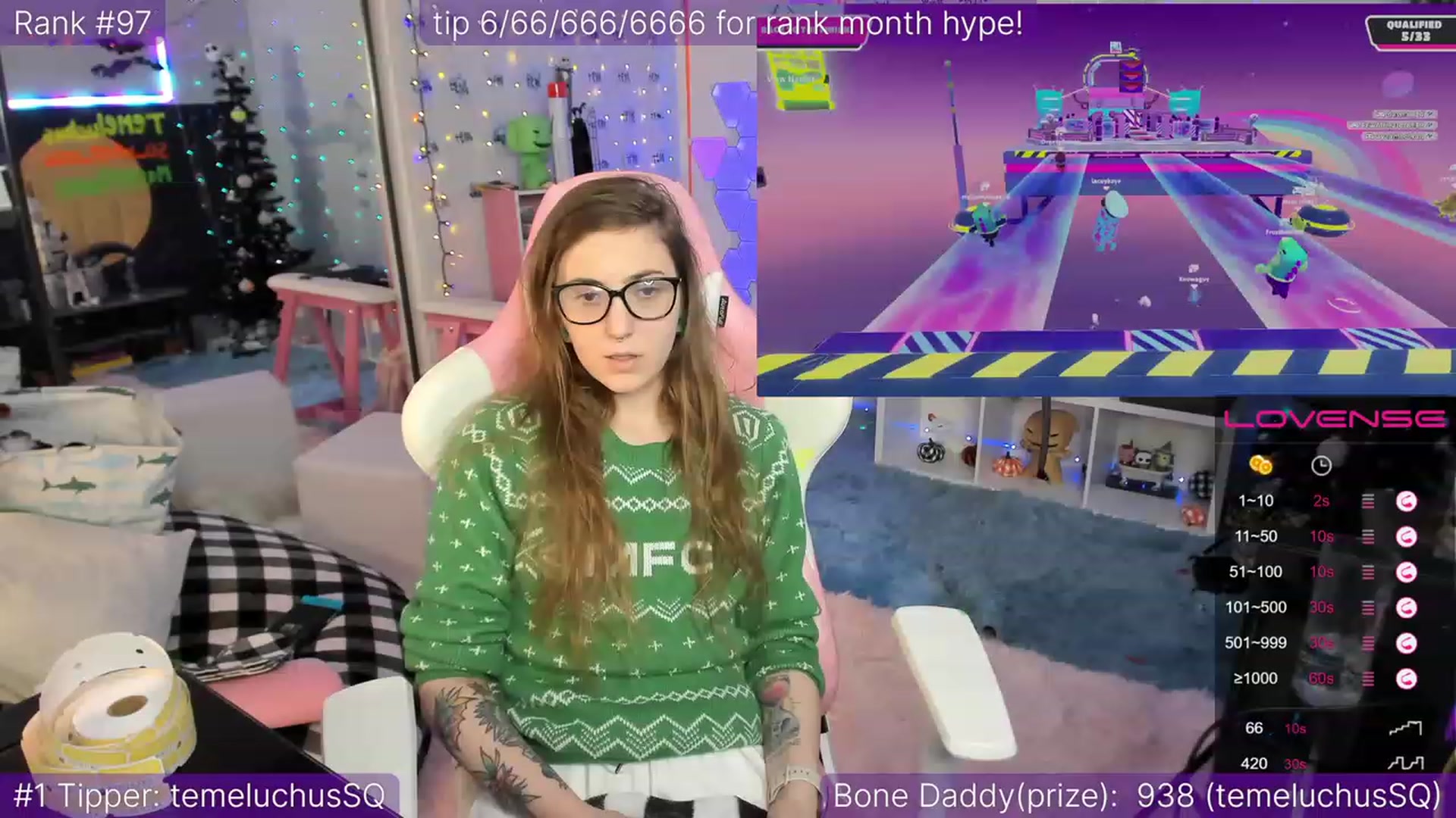 Gallery image thumbnail from TheSharkQueen's myfreecams stream on, 12/13/2022, 05:00 image 12 of 20