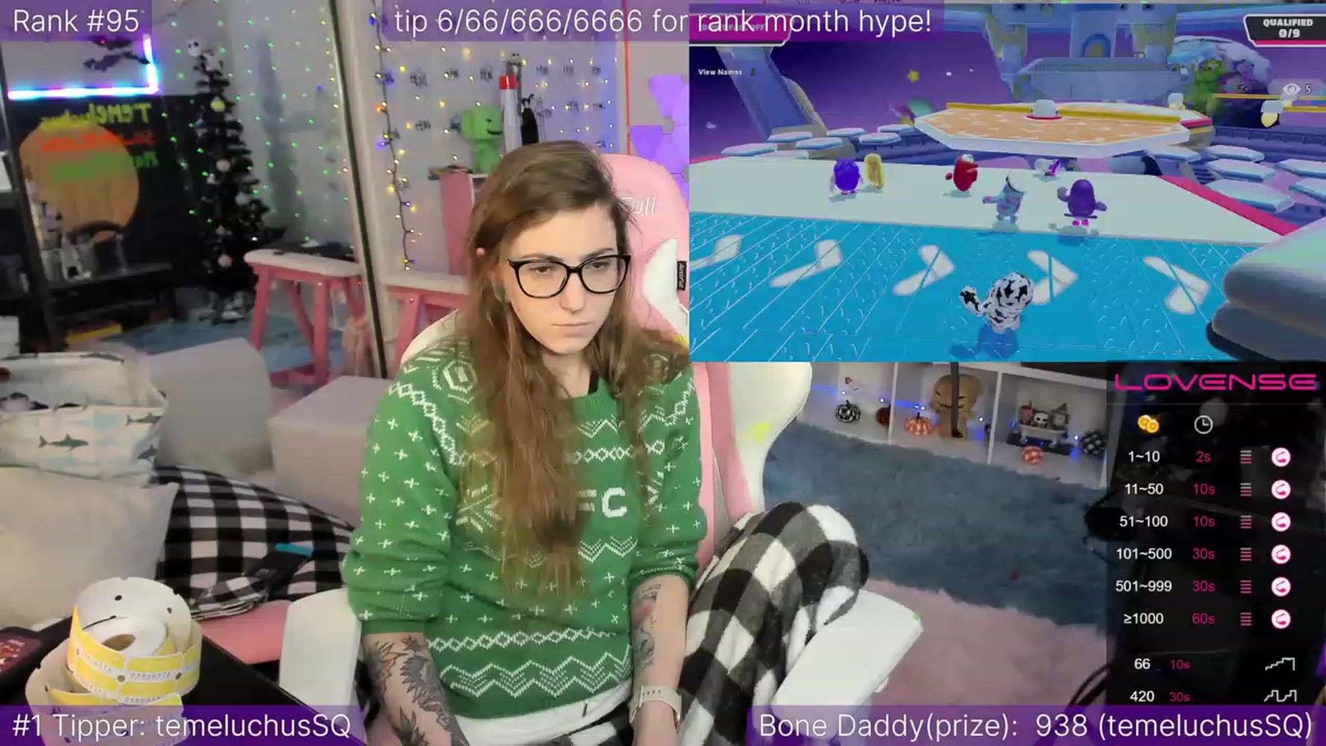 Gallery image thumbnail from TheSharkQueen's myfreecams stream on, 12/13/2022, 05:00 image 3 of 20