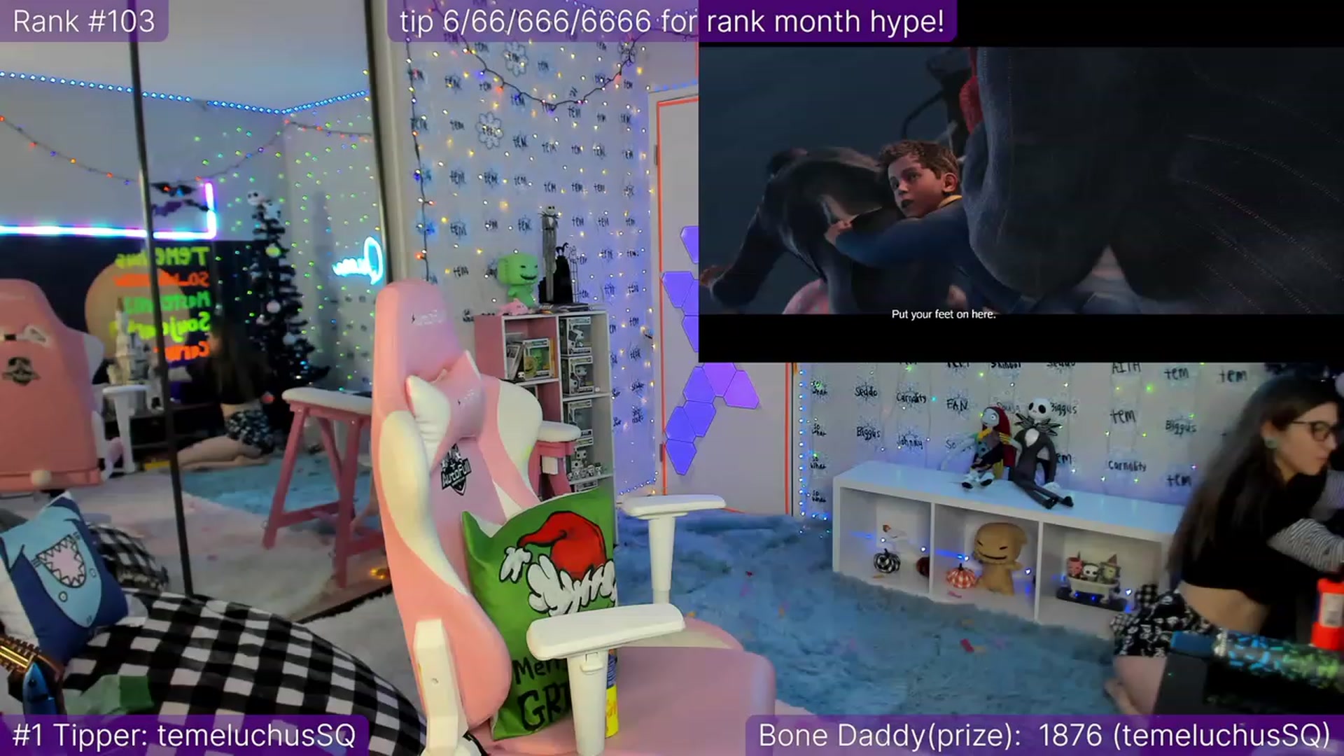 Gallery image thumbnail from TheSharkQueen's myfreecams stream on, 12/15/2022, 05:20 image 16 of 20