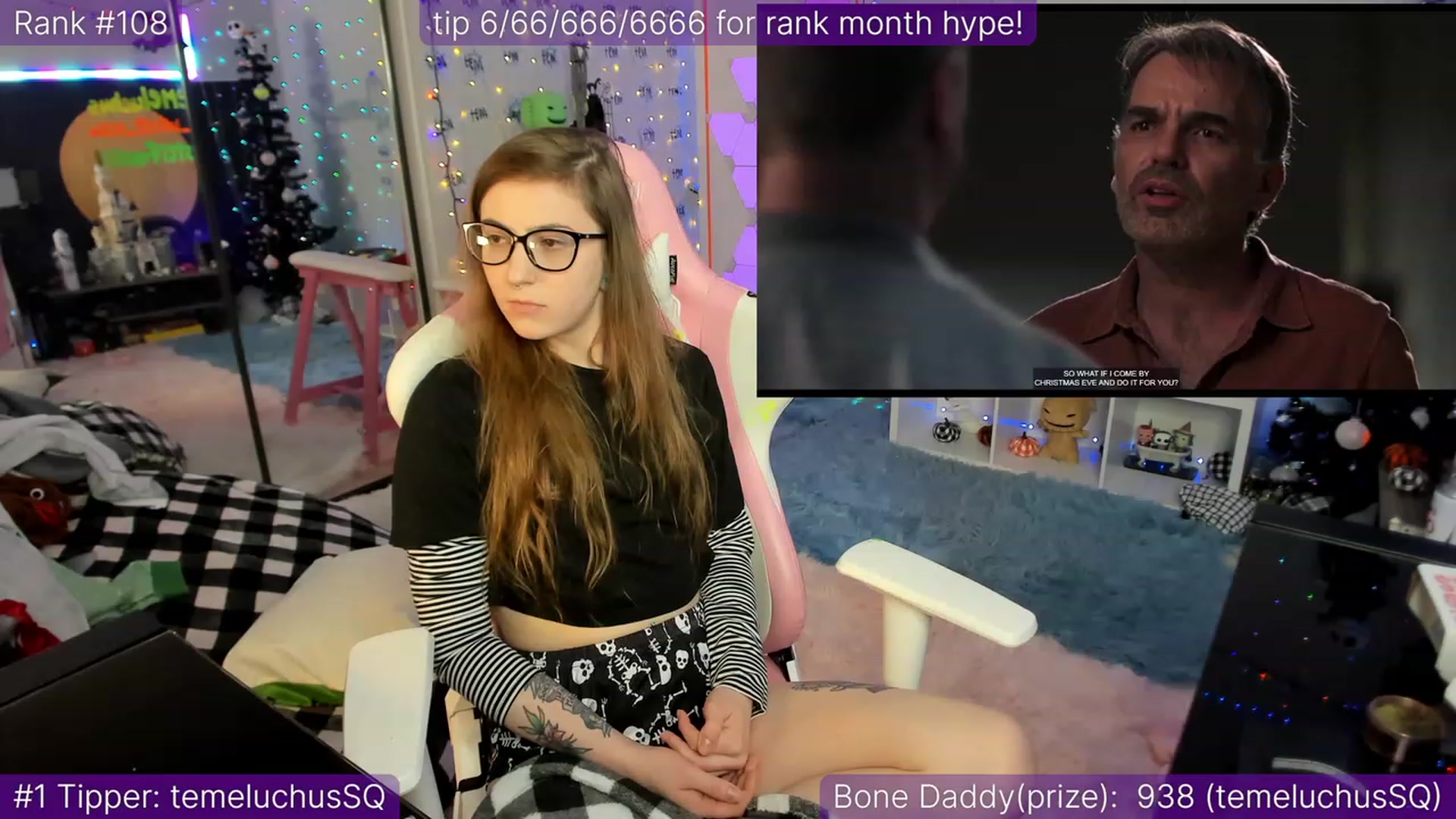Gallery image thumbnail from TheSharkQueen's myfreecams stream on, 12/15/2022, 05:20 image 4 of 20