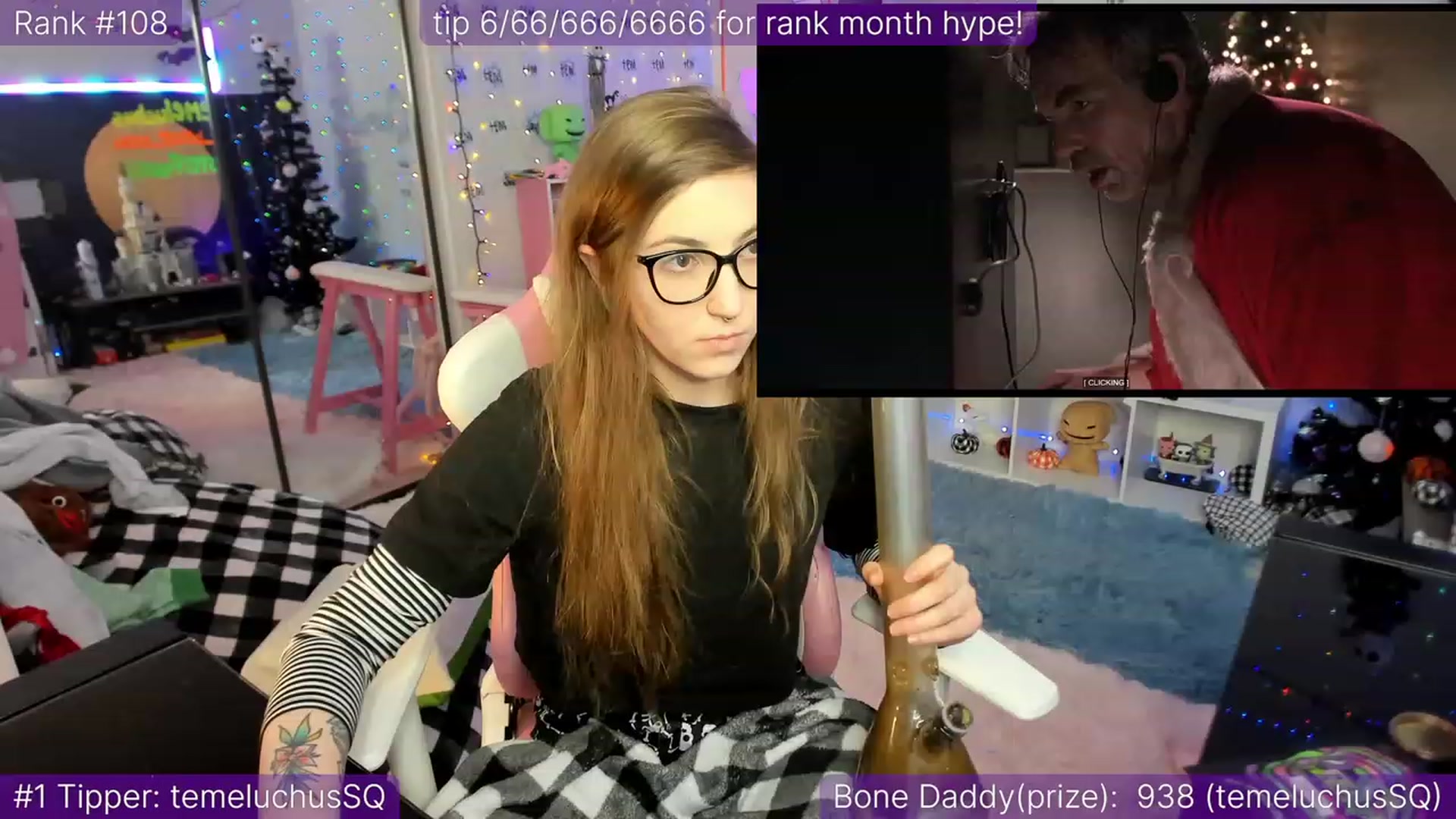 Gallery image thumbnail from TheSharkQueen's myfreecams stream on, 12/15/2022, 05:20 image 9 of 20