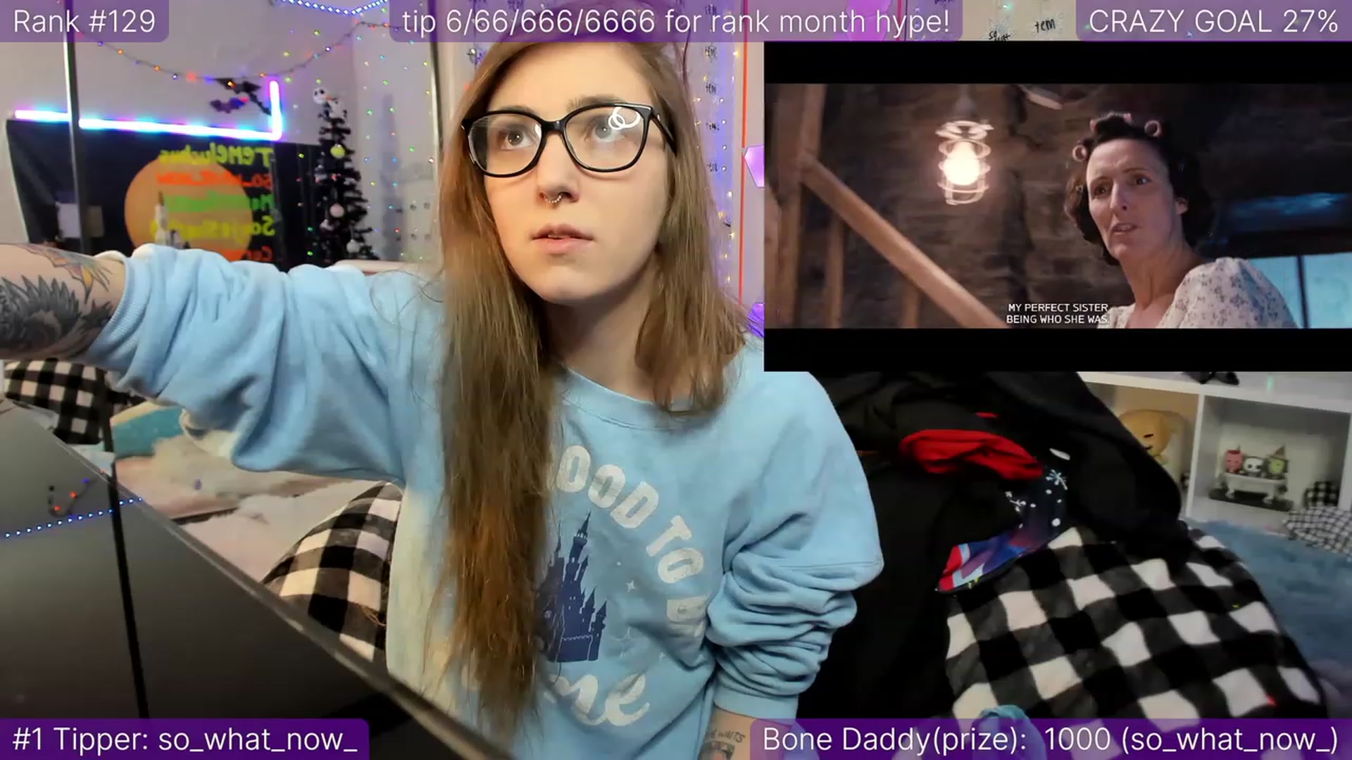 Gallery image thumbnail from TheSharkQueen's myfreecams stream on, 12/21/2022, 24:02 image 4 of 20