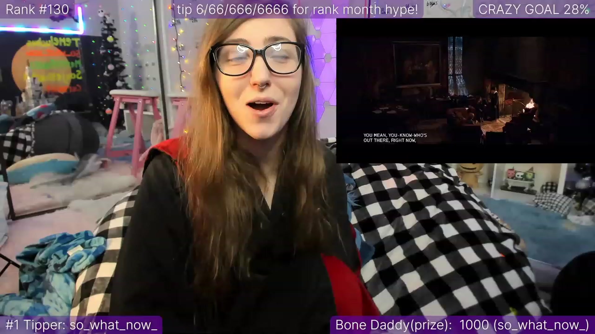 Gallery image thumbnail from TheSharkQueen's myfreecams stream on, 12/21/2022, 01:24 image 12 of 20