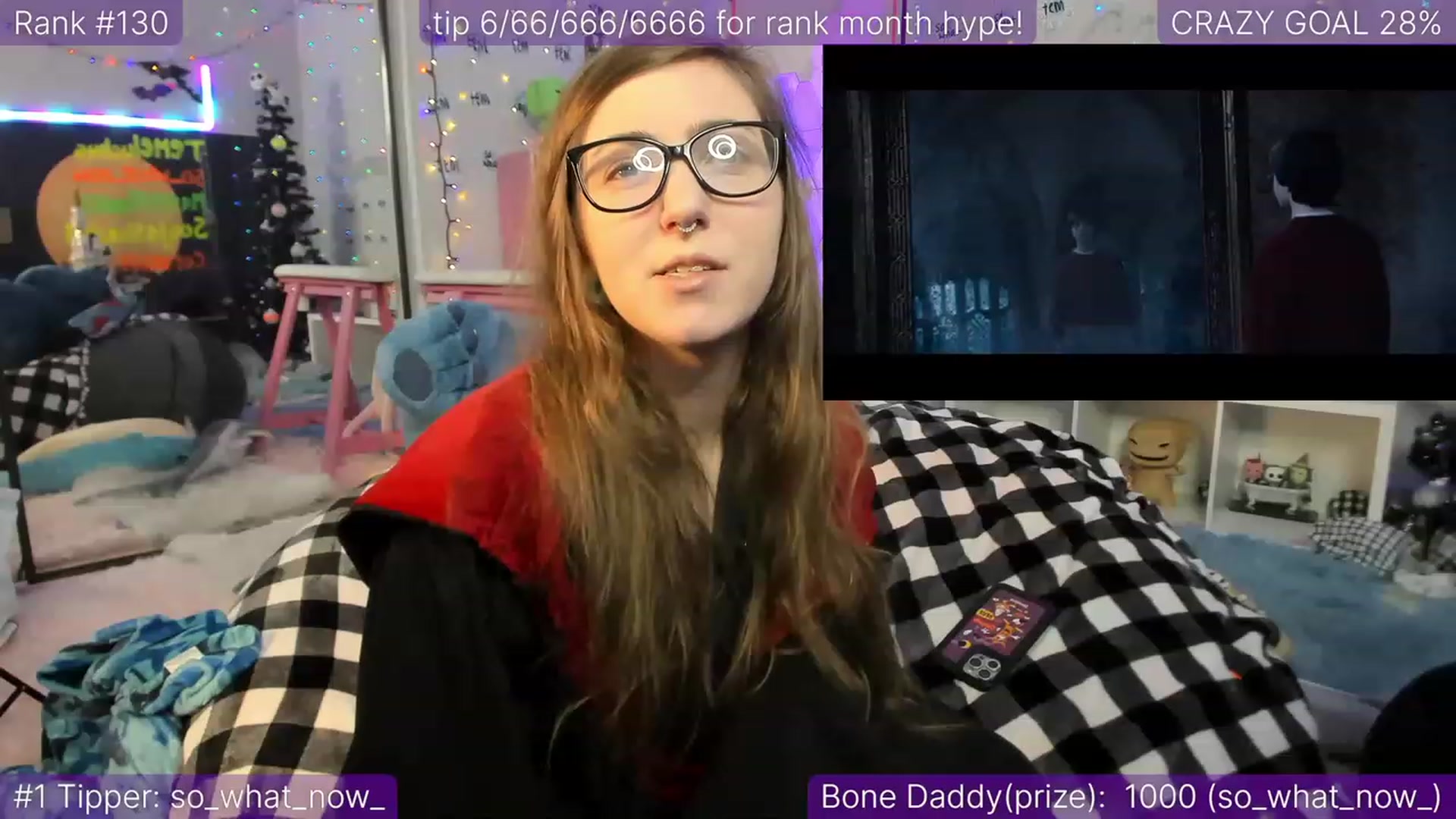 Gallery image thumbnail from TheSharkQueen's myfreecams stream on, 12/21/2022, 01:24 image 8 of 20