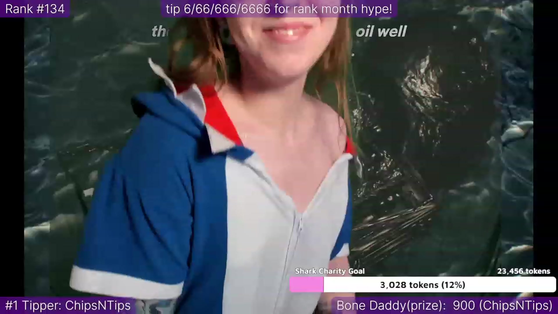 Gallery image thumbnail from TheSharkQueen's myfreecams stream on, 12/25/2022, 07:37 image 6 of 20
