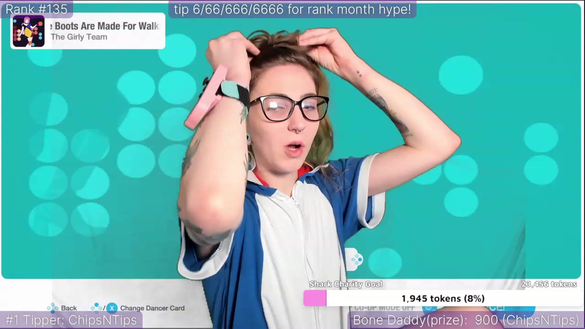 Gallery image thumbnail from TheSharkQueen's myfreecams stream on, 12/25/2022, 07:37 image 3 of 20