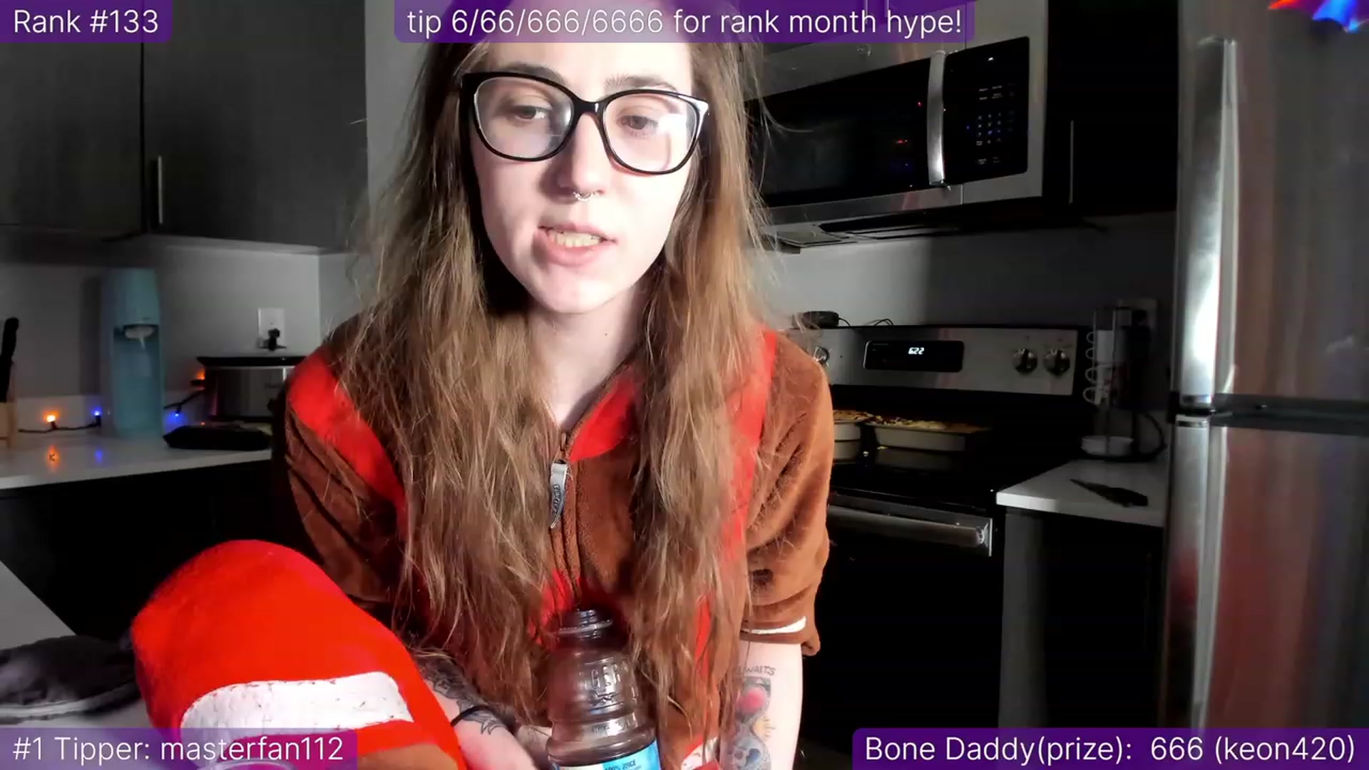 Gallery image thumbnail from TheSharkQueen's myfreecams stream on, 12/26/2022, 03:06 image 20 of 20