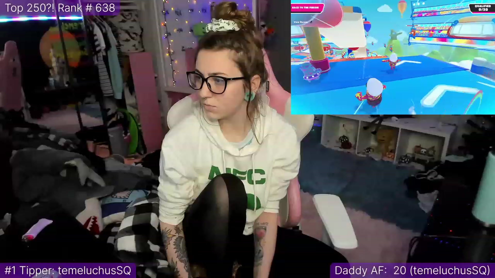 Gallery image thumbnail from TheSharkQueen's myfreecams stream on, 01/03/2023, 01:01 image 13 of 20