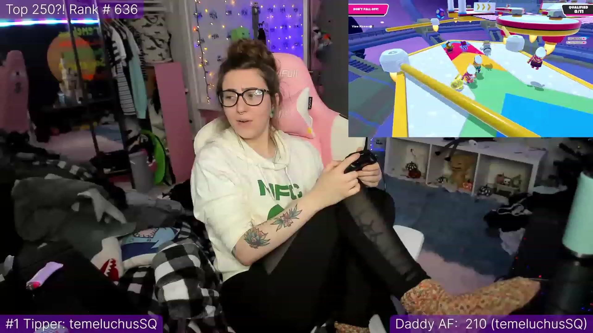 Gallery image thumbnail from TheSharkQueen's myfreecams stream on, 01/03/2023, 01:01 image 11 of 20