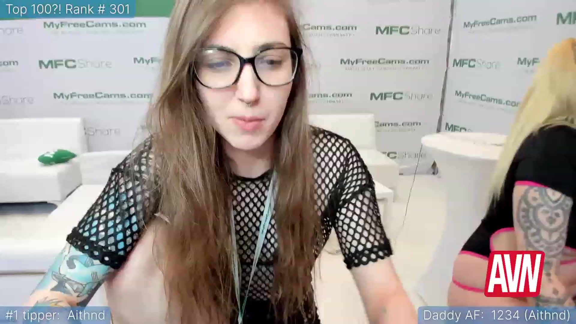 Gallery image thumbnail from TheSharkQueen's myfreecams stream on, 01/07/2023, 01:19 image 7 of 20