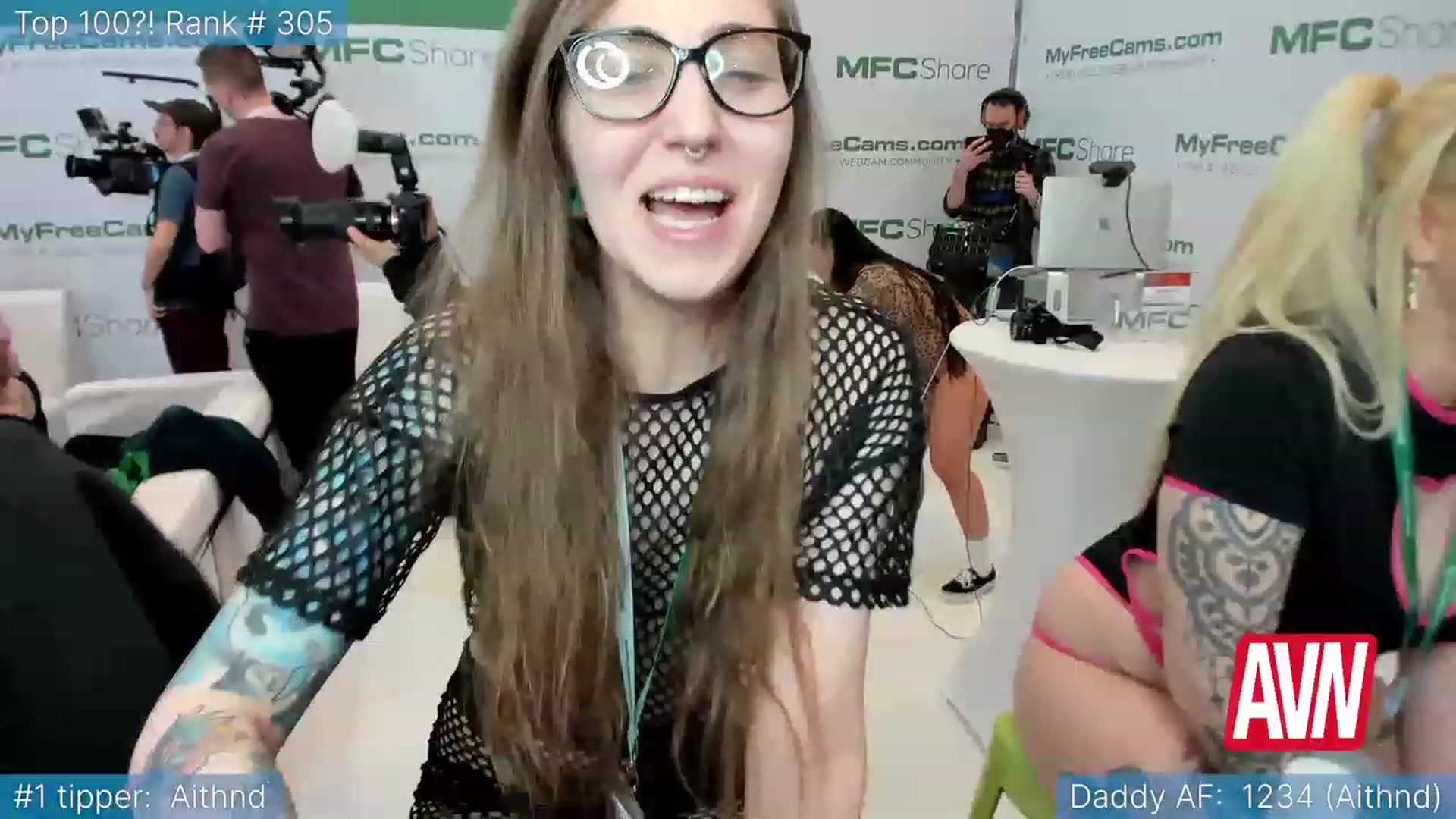 Gallery image thumbnail from TheSharkQueen's myfreecams stream on, 01/07/2023, 01:19 image 20 of 20
