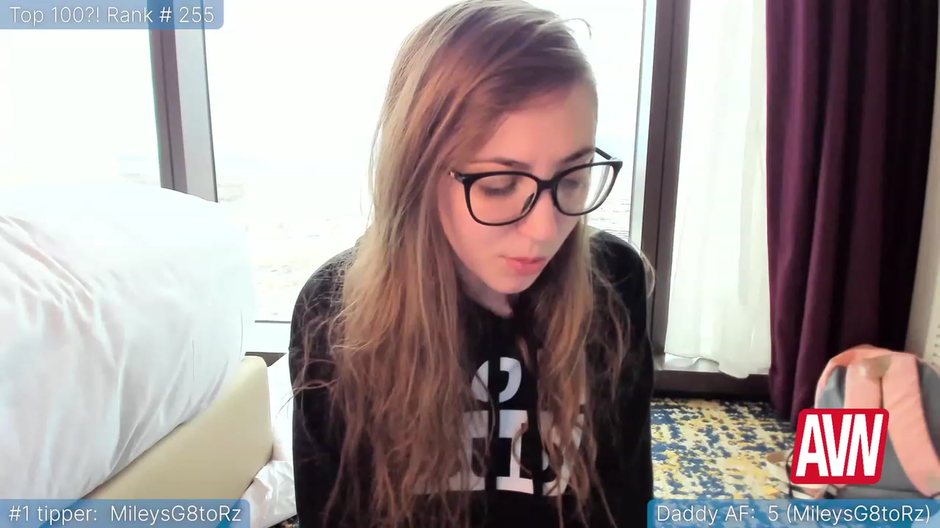 Gallery image thumbnail from TheSharkQueen's myfreecams stream on, 01/07/2023, 23:11 image 5 of 20