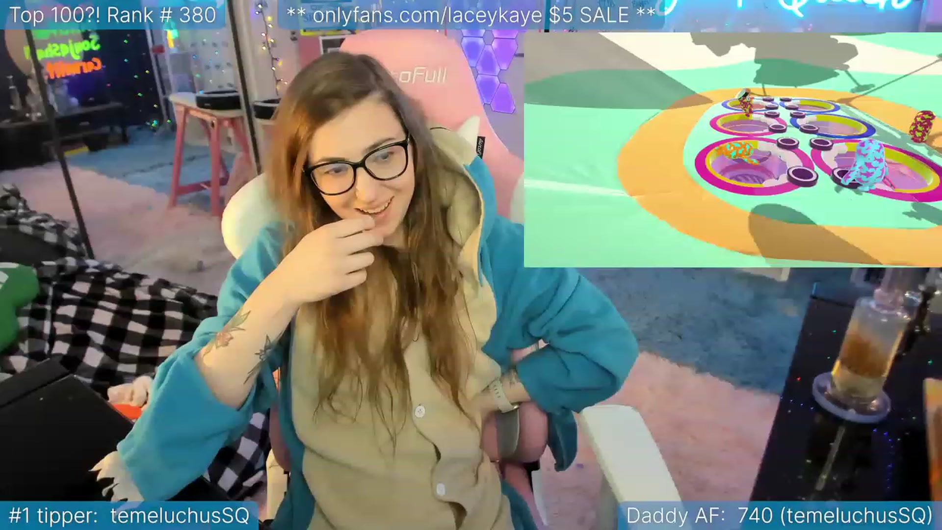 Gallery image thumbnail from TheSharkQueen's myfreecams stream on, 01/19/2023, 05:30 image 13 of 20