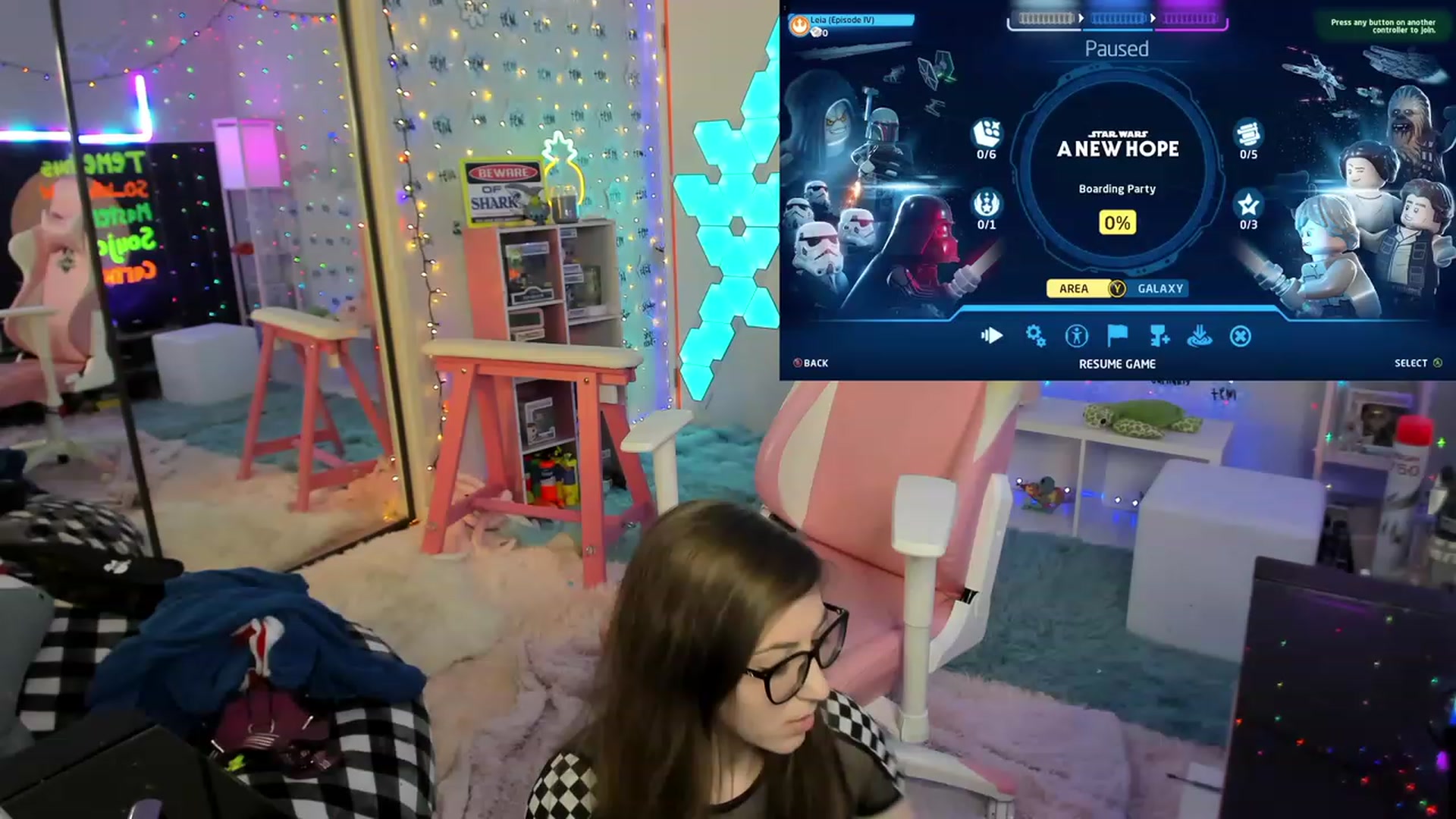 Gallery image thumbnail from TheSharkQueen's myfreecams stream on, 02/04/2023, 03:37 image 12 of 20