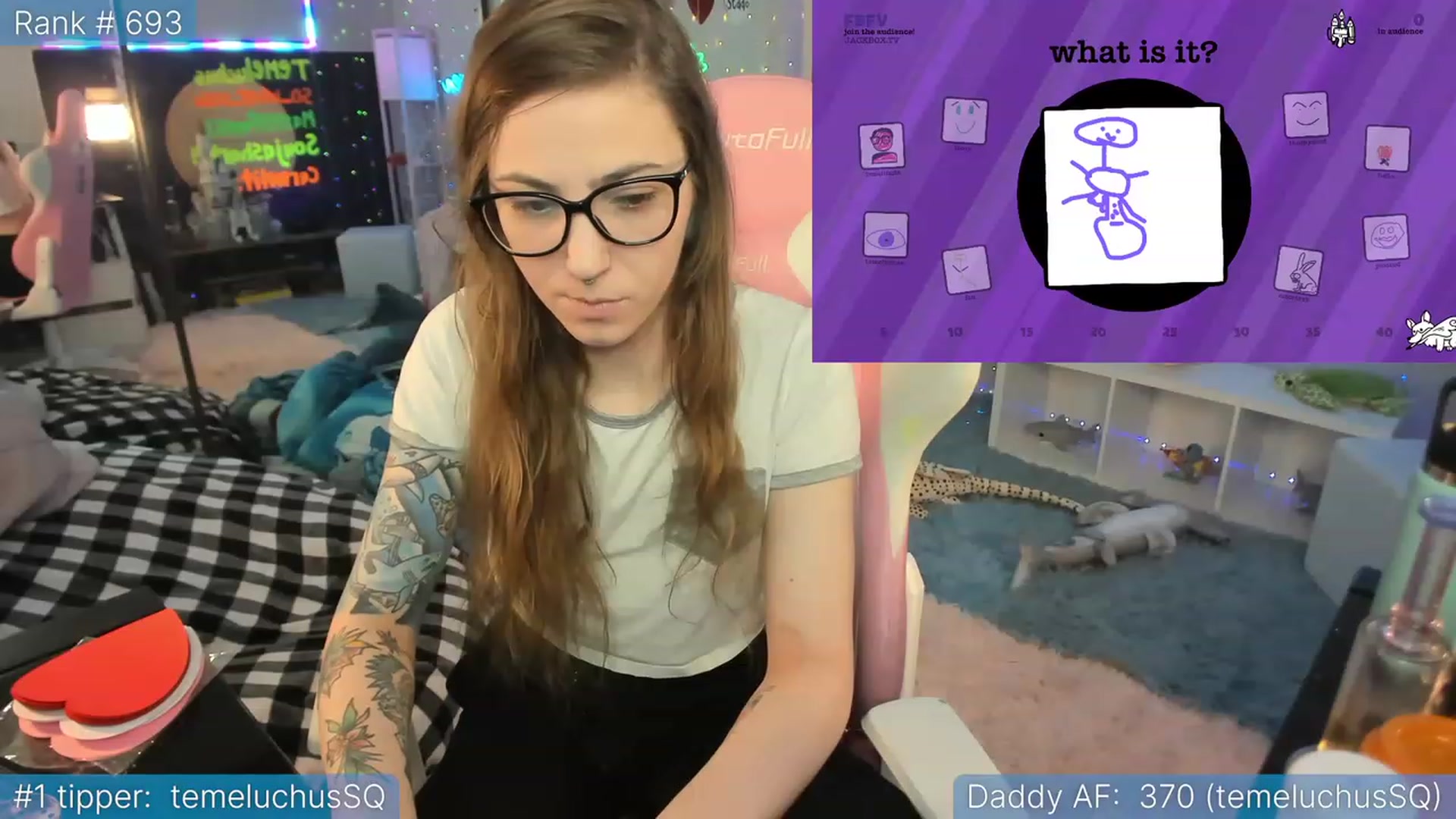 Gallery image thumbnail from TheSharkQueen's myfreecams stream on, 02/14/2023, 04:02 image 10 of 20