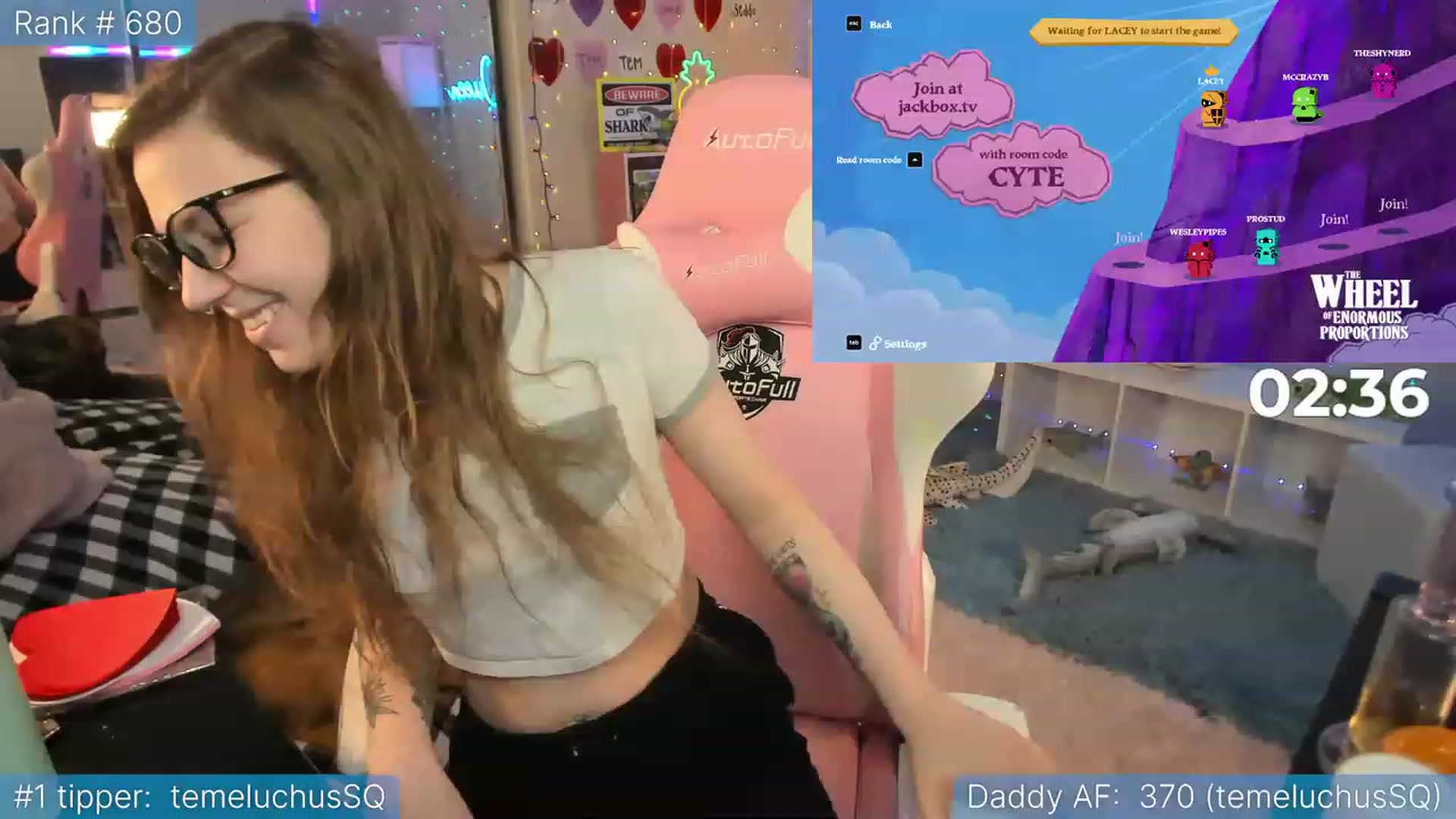 Gallery image thumbnail from TheSharkQueen's myfreecams stream on, 02/14/2023, 04:37 image 2 of 20