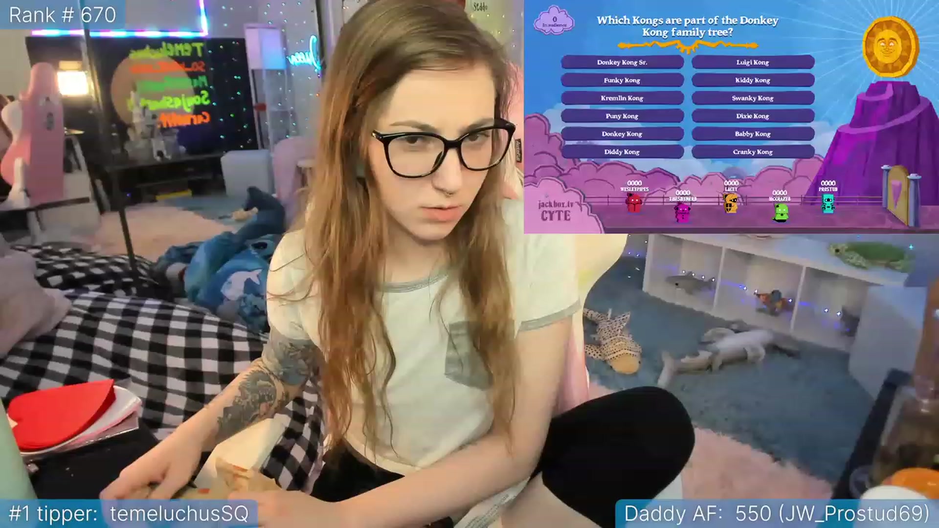 Gallery image thumbnail from TheSharkQueen's myfreecams stream on, 02/14/2023, 04:37 image 8 of 20