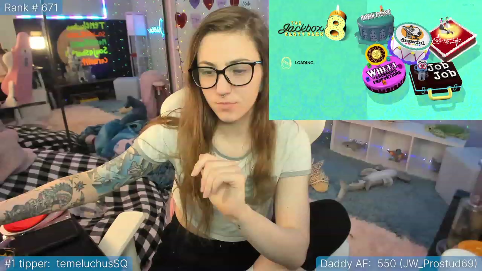 Gallery image thumbnail from TheSharkQueen's myfreecams stream on, 02/14/2023, 04:37 image 18 of 20