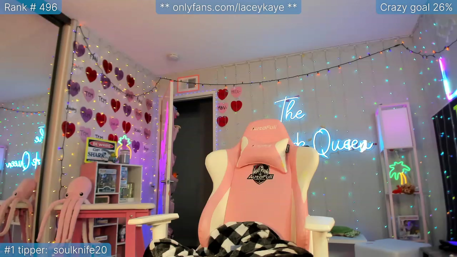 Gallery image thumbnail from TheSharkQueen's myfreecams stream on, 02/17/2023, 08:09 image 16 of 20