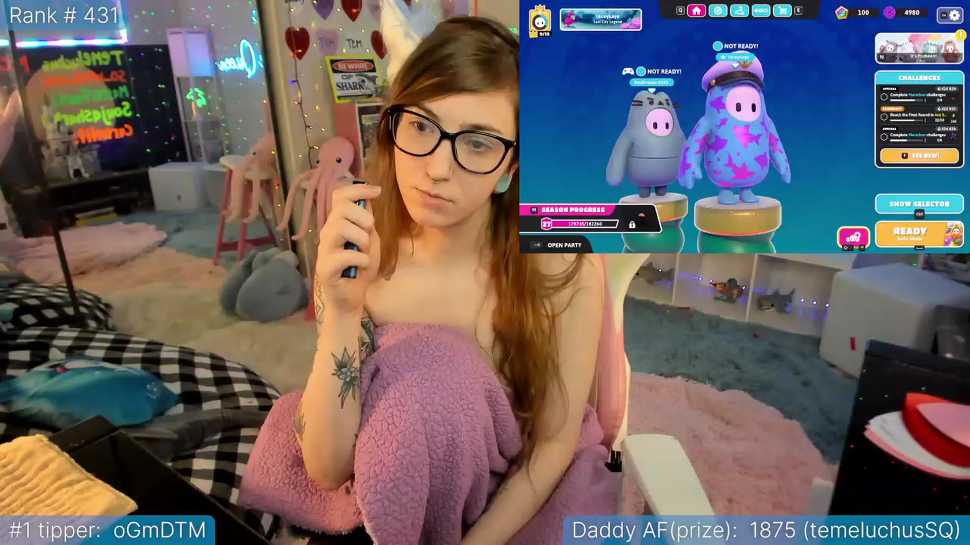 Gallery image thumbnail from TheSharkQueen's myfreecams stream on, 02/21/2023, 06:59 image 12 of 20