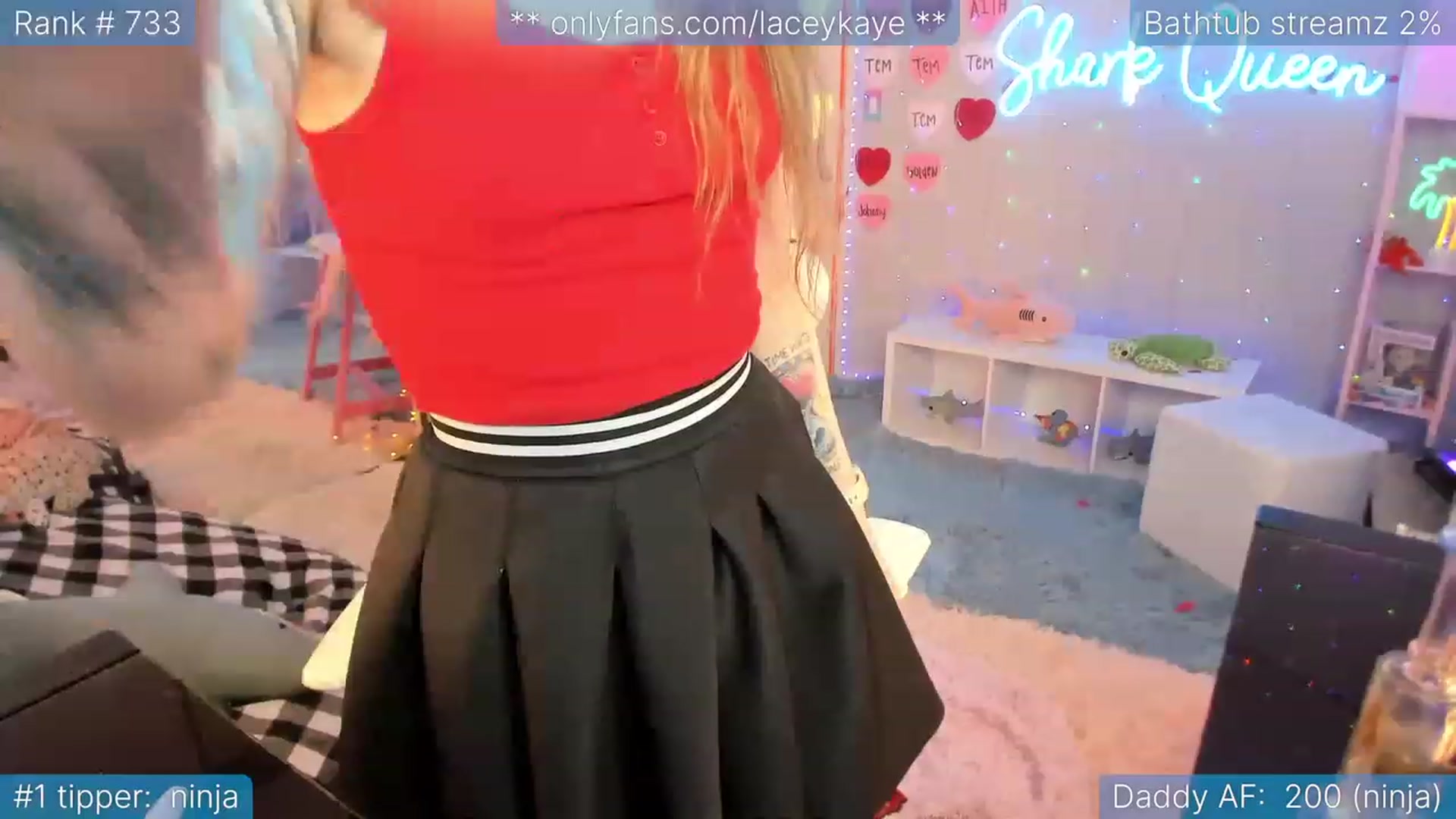 Gallery image thumbnail from TheSharkQueen's myfreecams stream on, 03/03/2023, 01:27 image 9 of 20