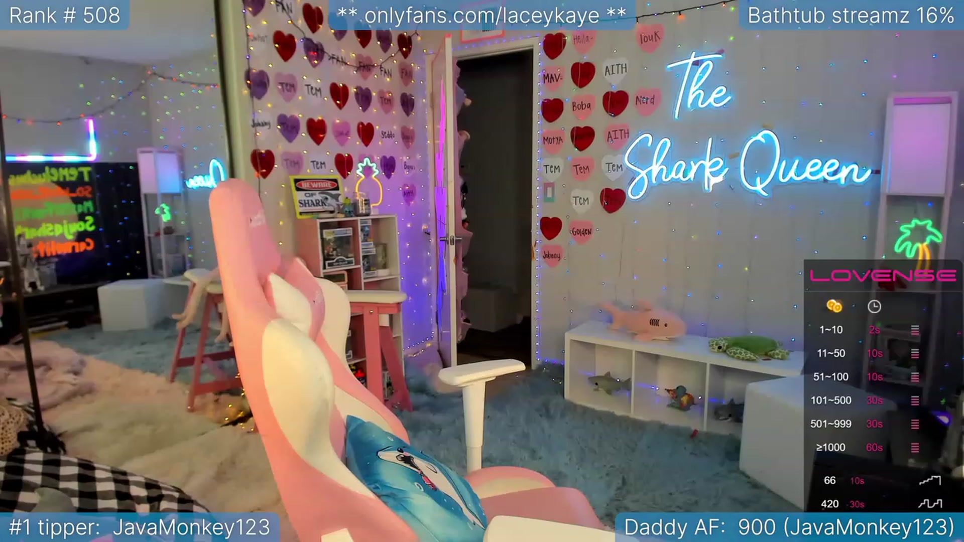 Gallery image thumbnail from TheSharkQueen's myfreecams stream on, 03/03/2023, 04:08 image 6 of 20