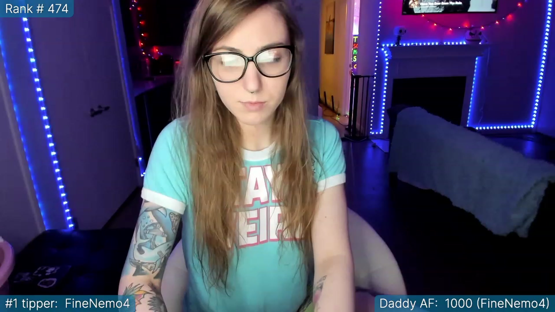 Gallery image thumbnail from TheSharkQueen's myfreecams stream on, 03/08/2023, 03:04 image 16 of 20