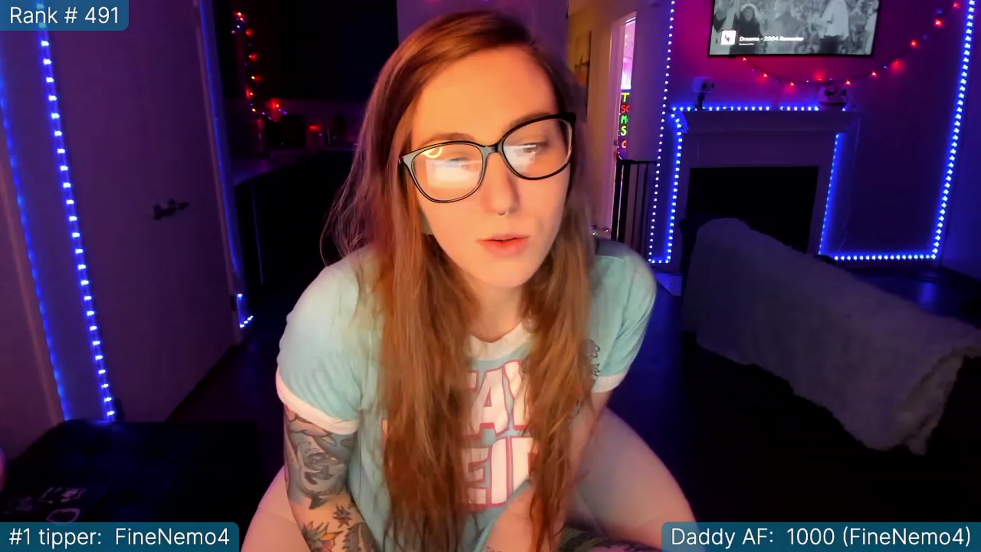 Gallery image thumbnail from TheSharkQueen's myfreecams stream on, 03/08/2023, 03:04 image 14 of 20