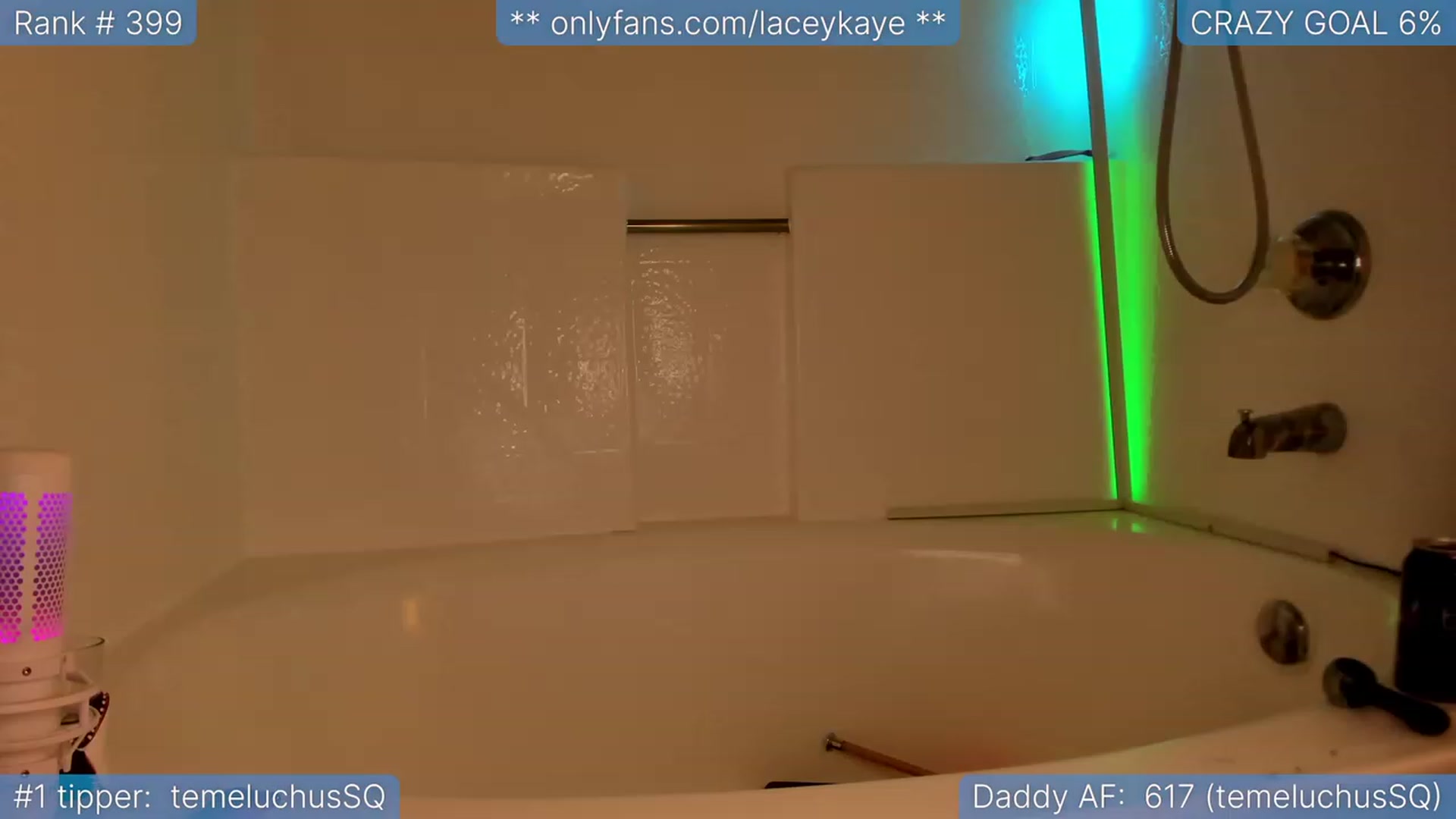 Gallery image thumbnail from TheSharkQueen's myfreecams stream on, 03/15/2023, 06:31 image 14 of 20