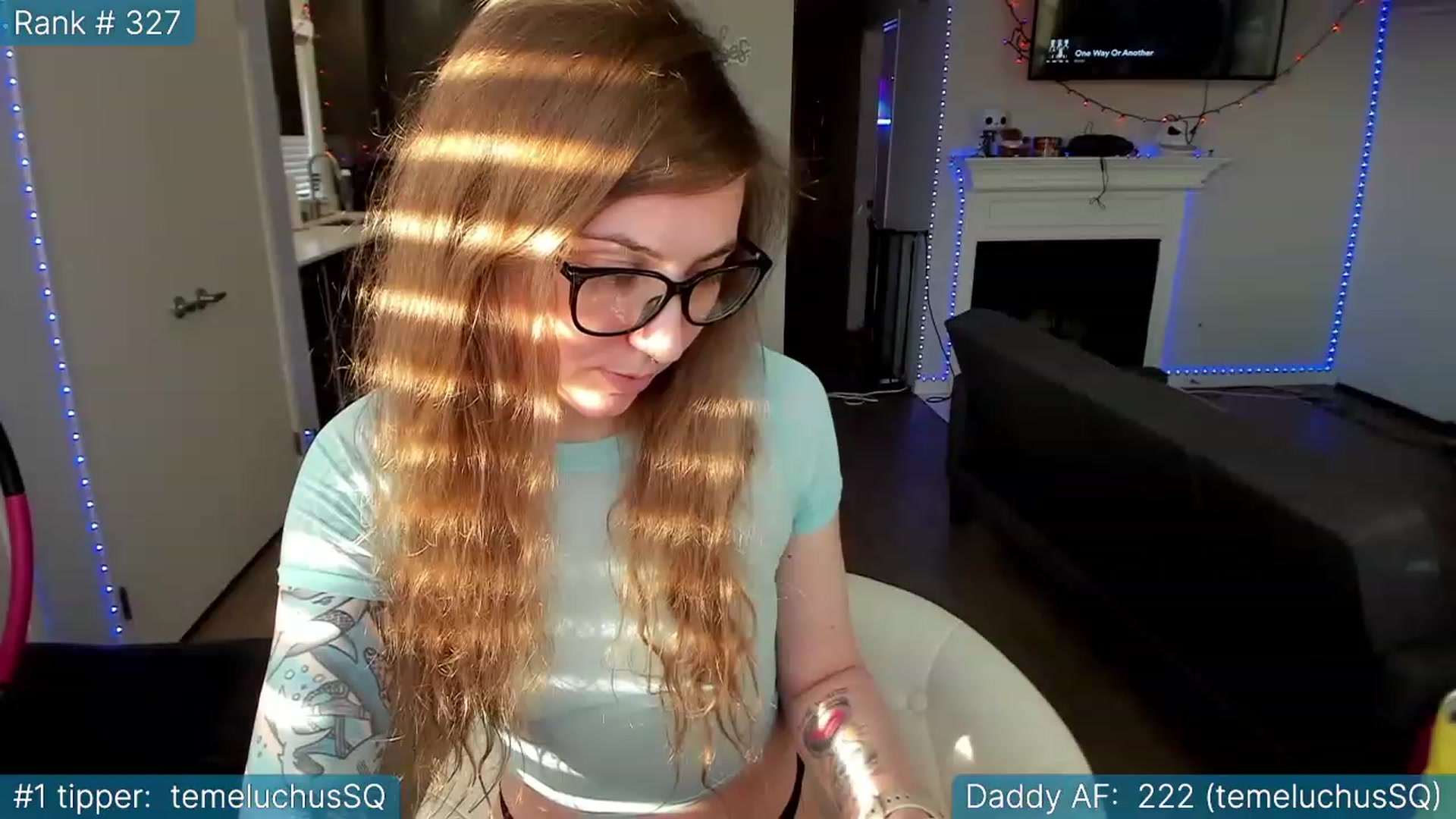 Gallery image thumbnail from TheSharkQueen's myfreecams stream on, 03/29/2023, 02:15 image 9 of 20