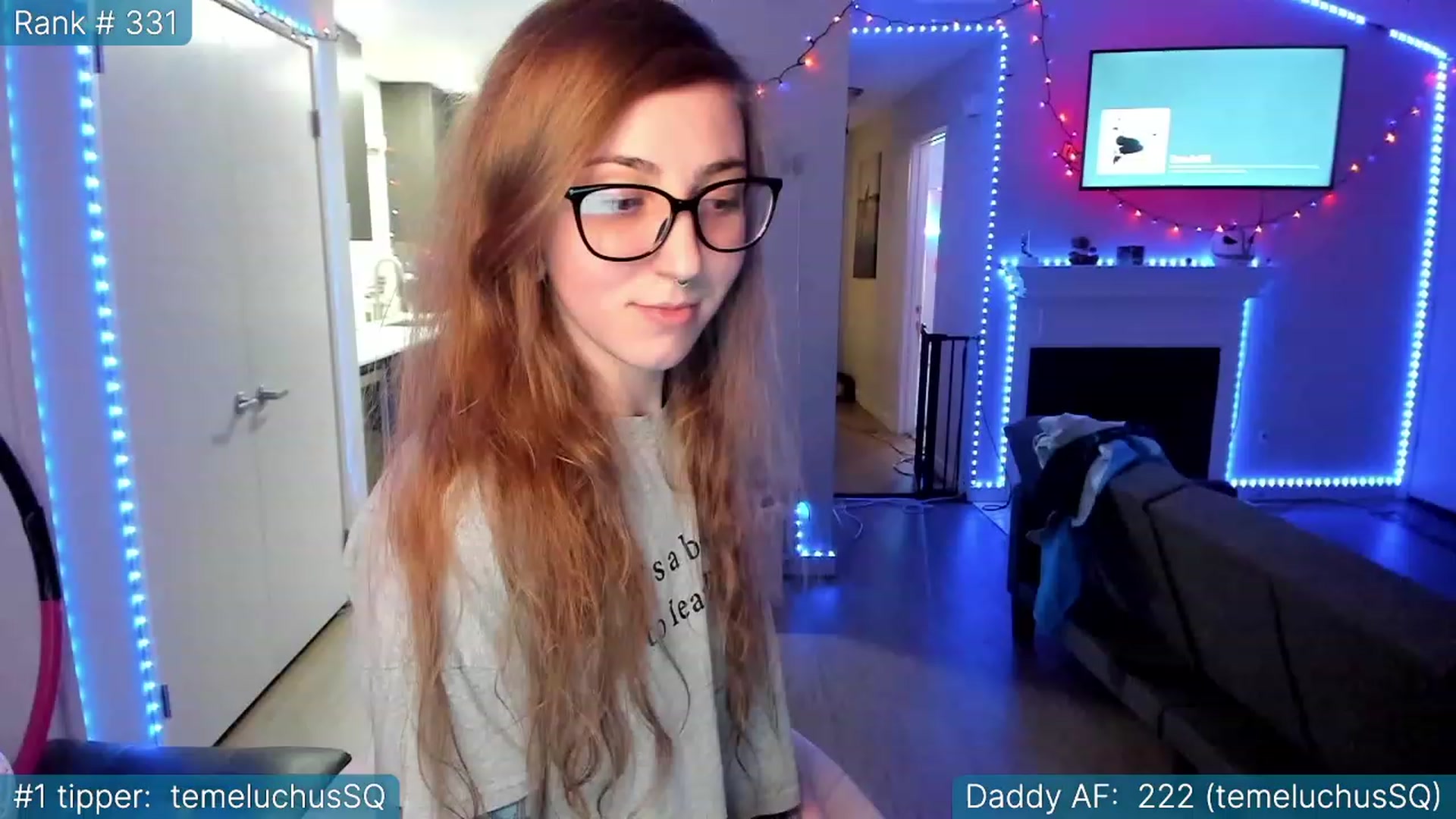 Gallery image thumbnail from TheSharkQueen's myfreecams stream on, 03/29/2023, 03:41 image 2 of 20