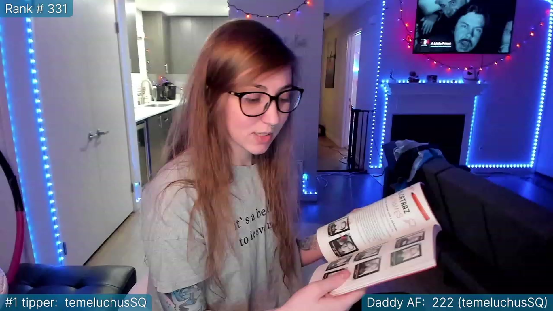 Gallery image thumbnail from TheSharkQueen's myfreecams stream on, 03/29/2023, 03:41 image 6 of 20