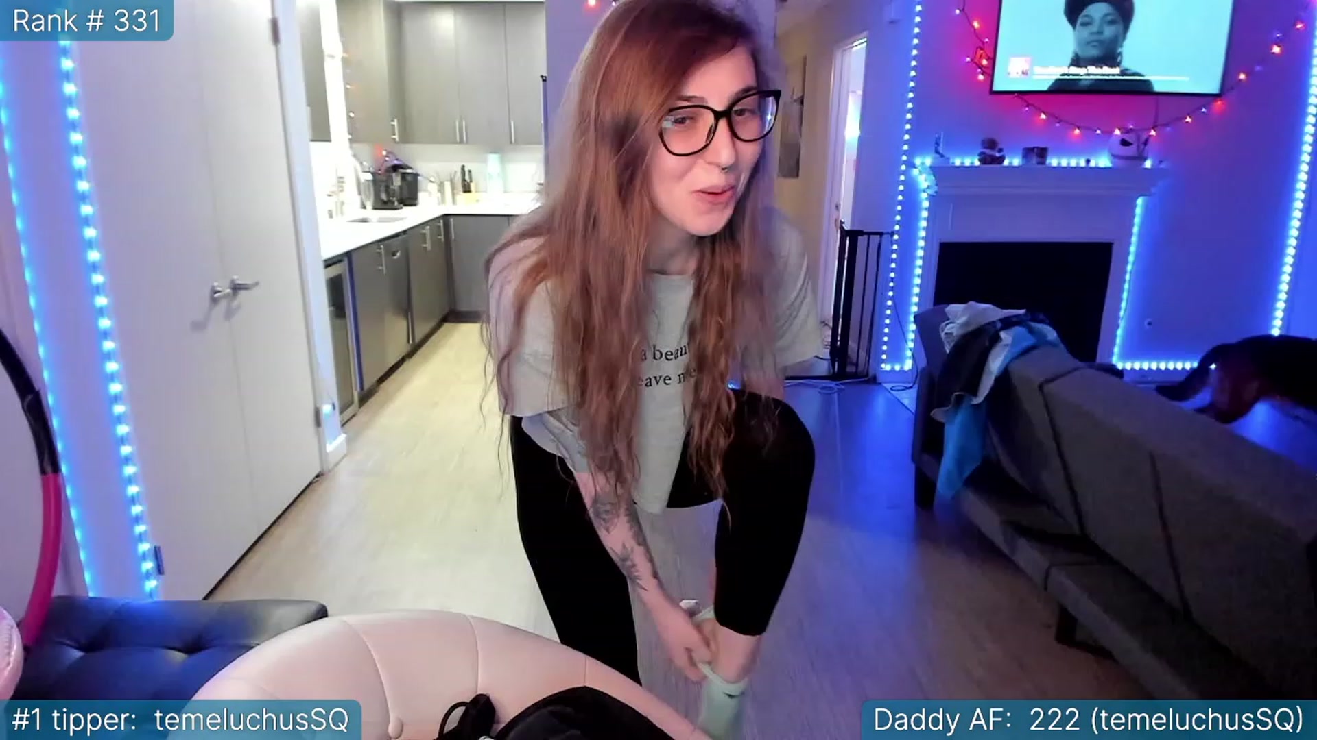 Gallery image thumbnail from TheSharkQueen's myfreecams stream on, 03/29/2023, 03:41 image 19 of 20