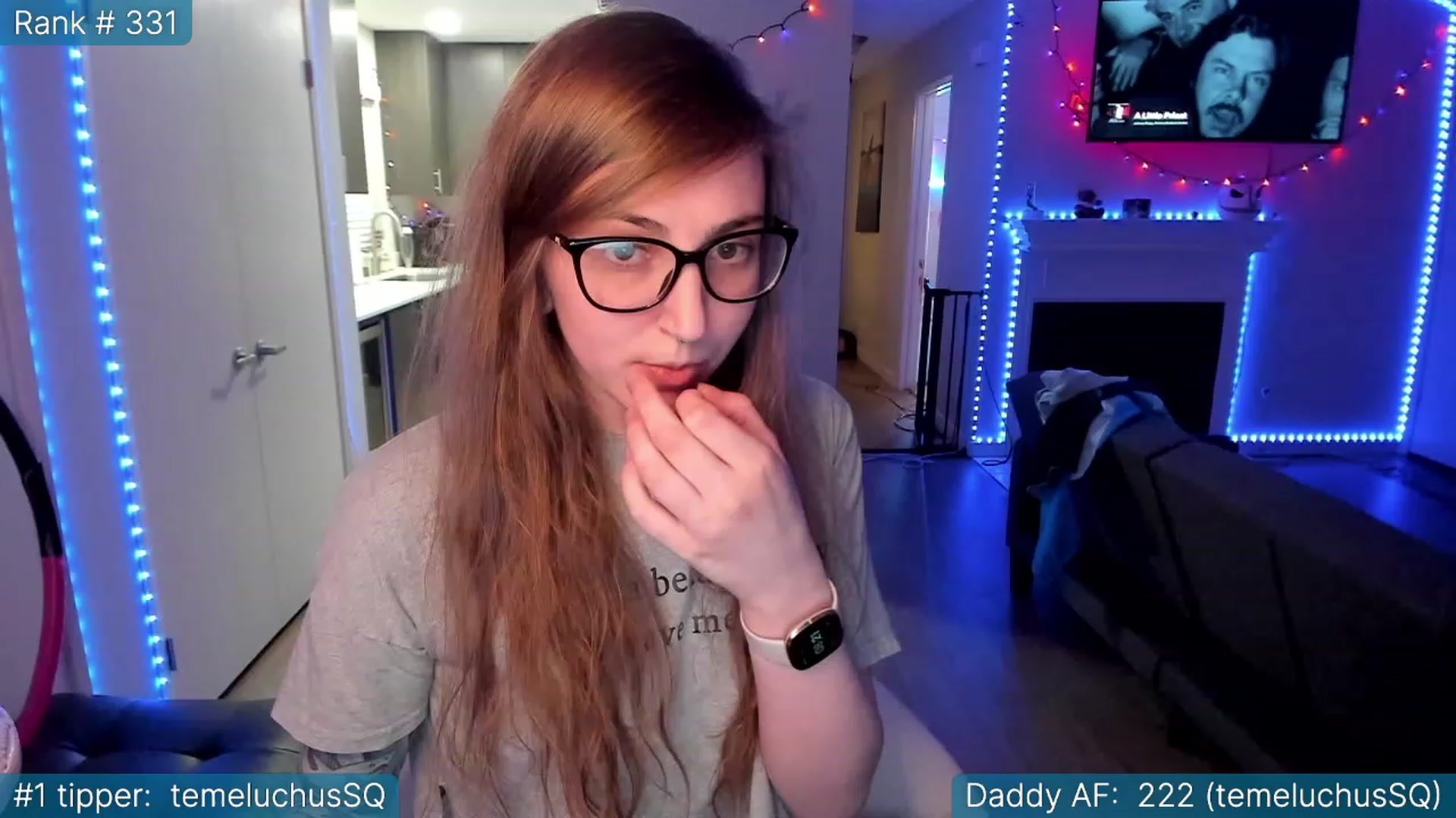 Gallery image thumbnail from TheSharkQueen's myfreecams stream on, 03/29/2023, 03:41 image 7 of 20